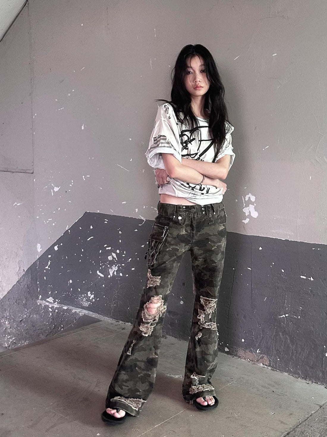 FULLTIDE Camo Distressed Washed Low Rise Bootcut Women&