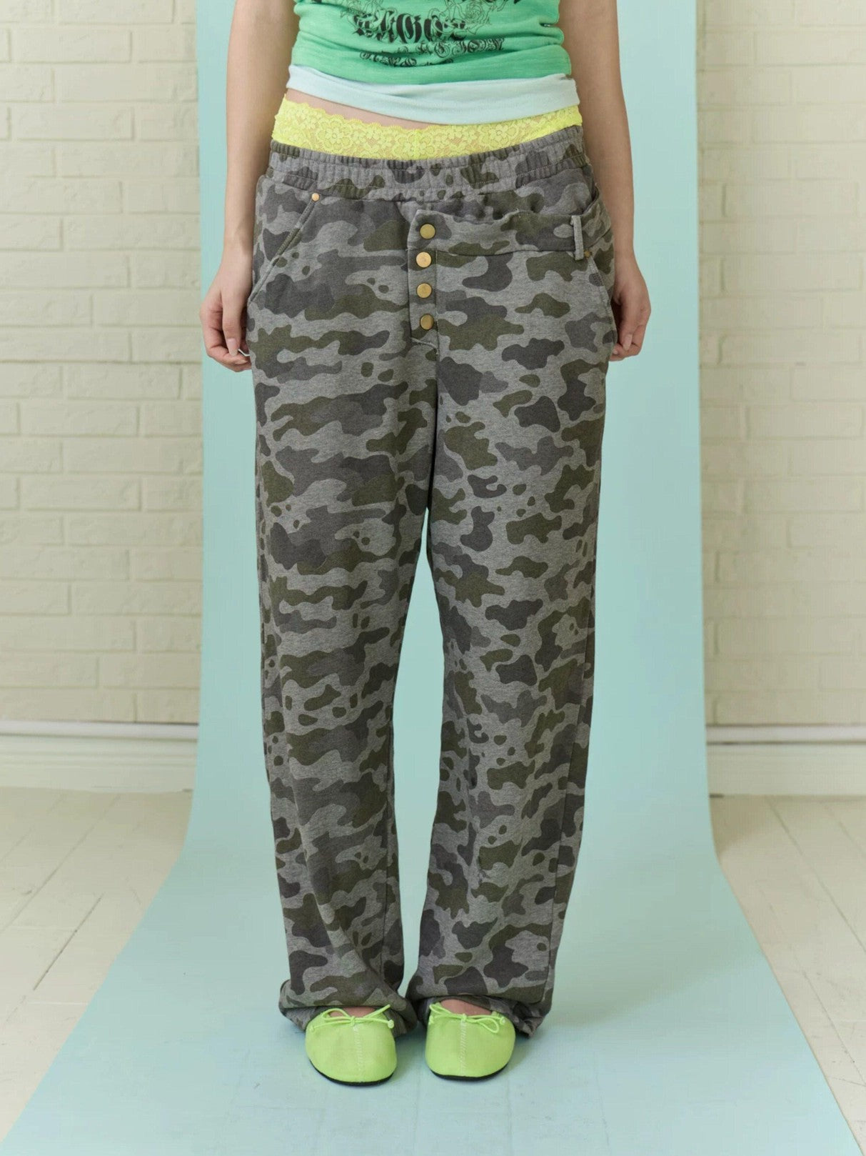 FULLTIDE Camo Washed Asymmetric Low Rise Double Waist Women&