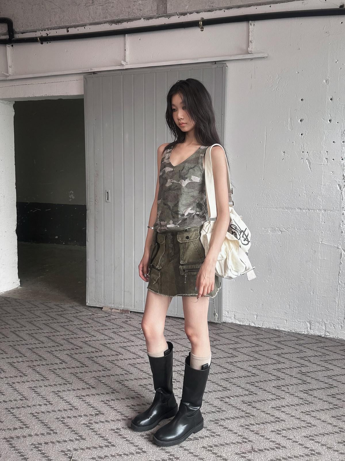 FULLTIDE Camouflage Print Embroidered V-neck Women&