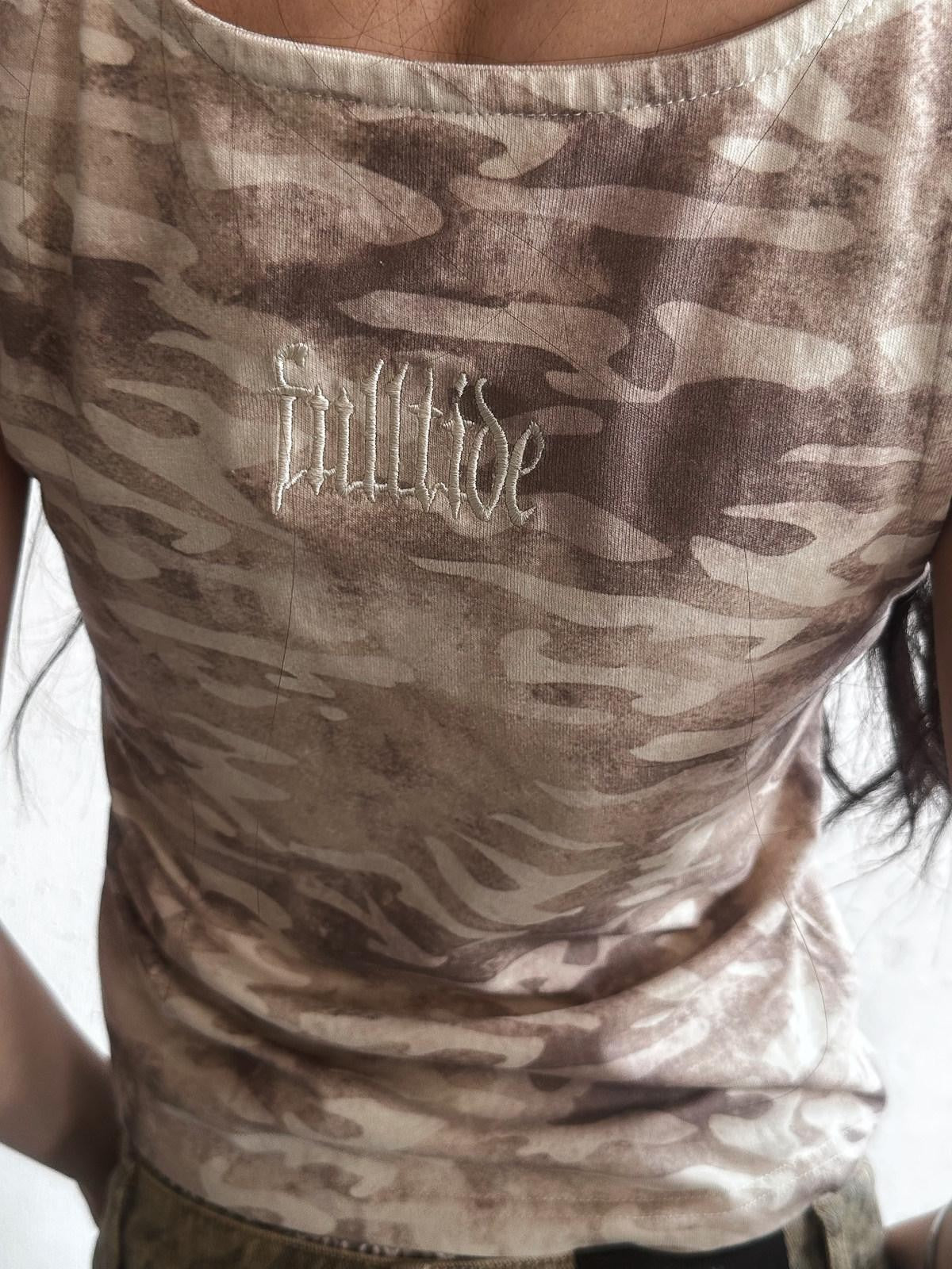 FULLTIDE Camouflage Print Embroidered V-neck Women&