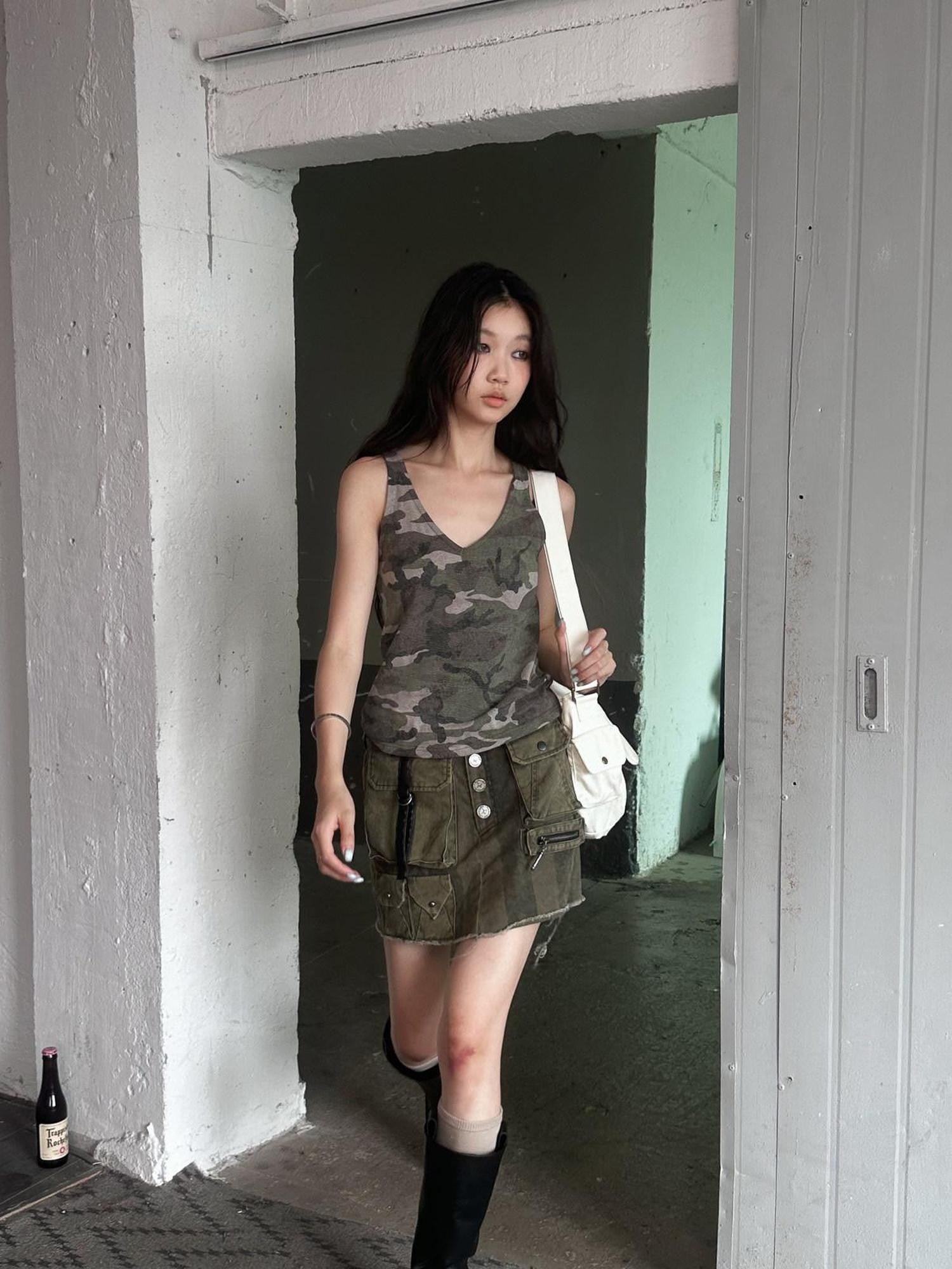 FULLTIDE Camouflage Print Embroidered V-neck Women&