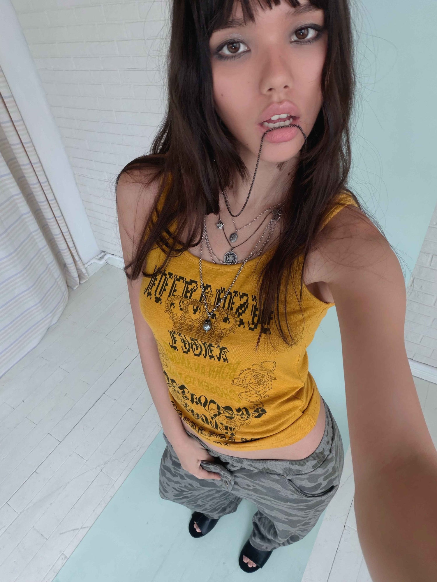 FULLTIDE_Distressed_Letter_Print_Punk_Women&