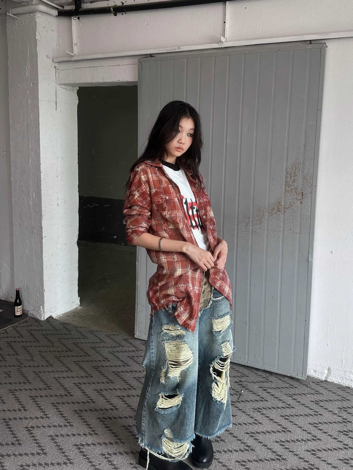 FULLTIDE Durable Deconstructed Patchwork Low Waist Ripped Camo Denim Relaxed Button Jeans