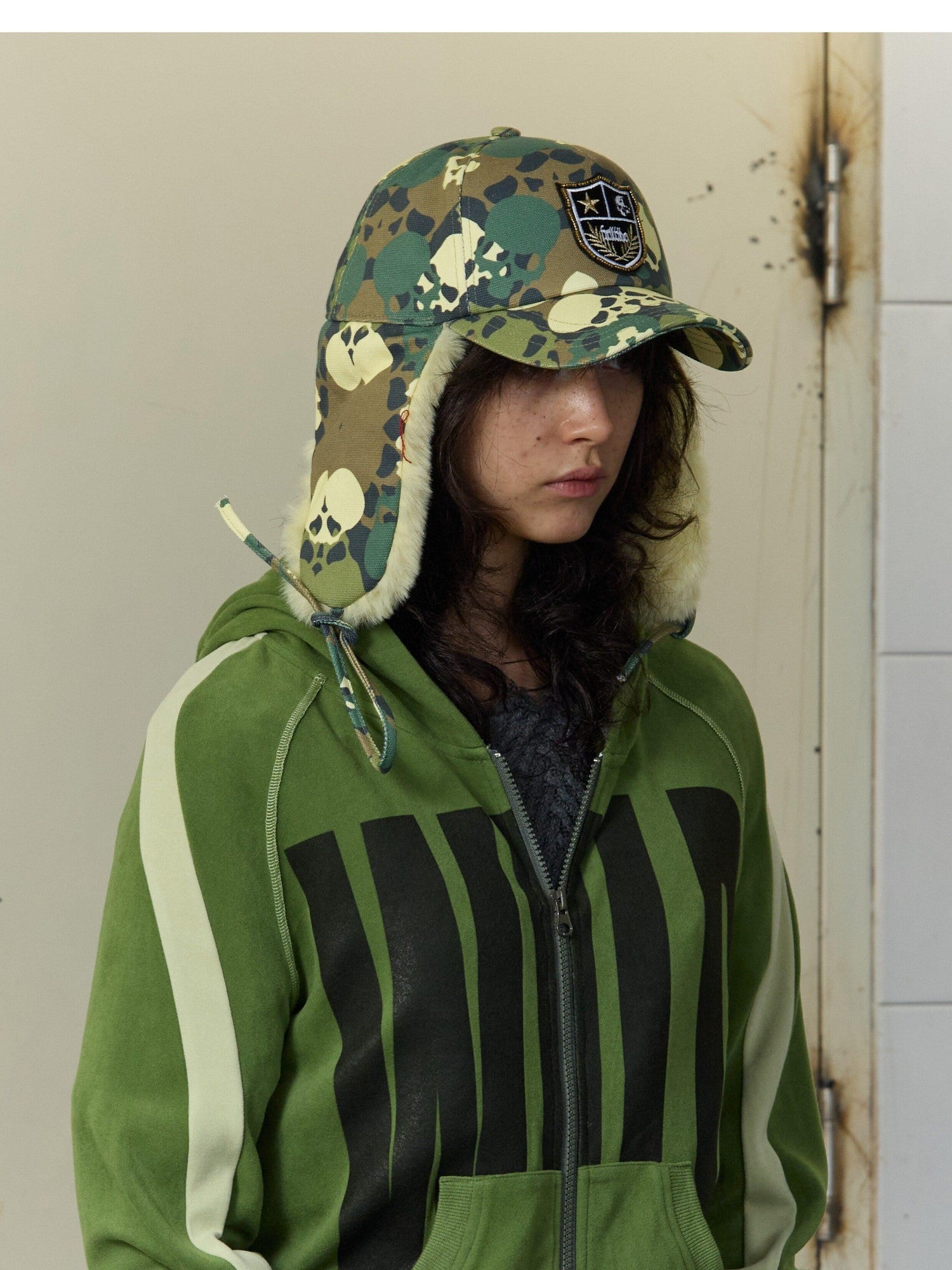 FULLTIDE Fuzzy Patchwork Camo Badge Silk Screen Print Women&