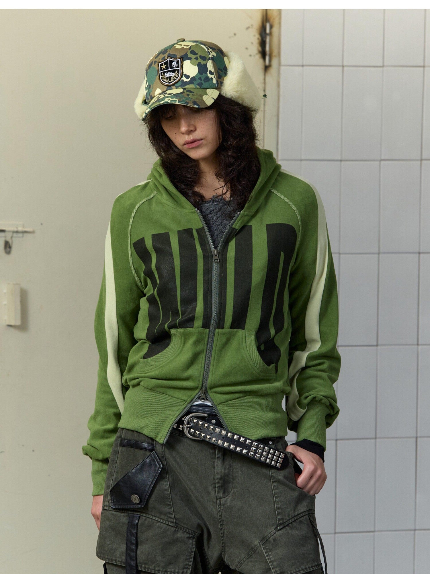 FULLTIDE Green Velvet Letter Print Colorblock Women&