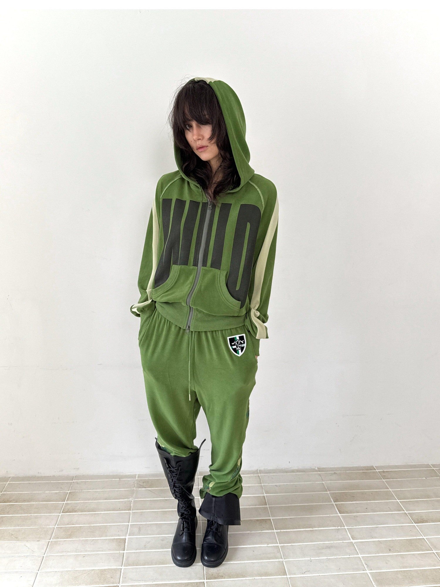 FULLTIDE Green Velvet Letter Print Colorblock Women&