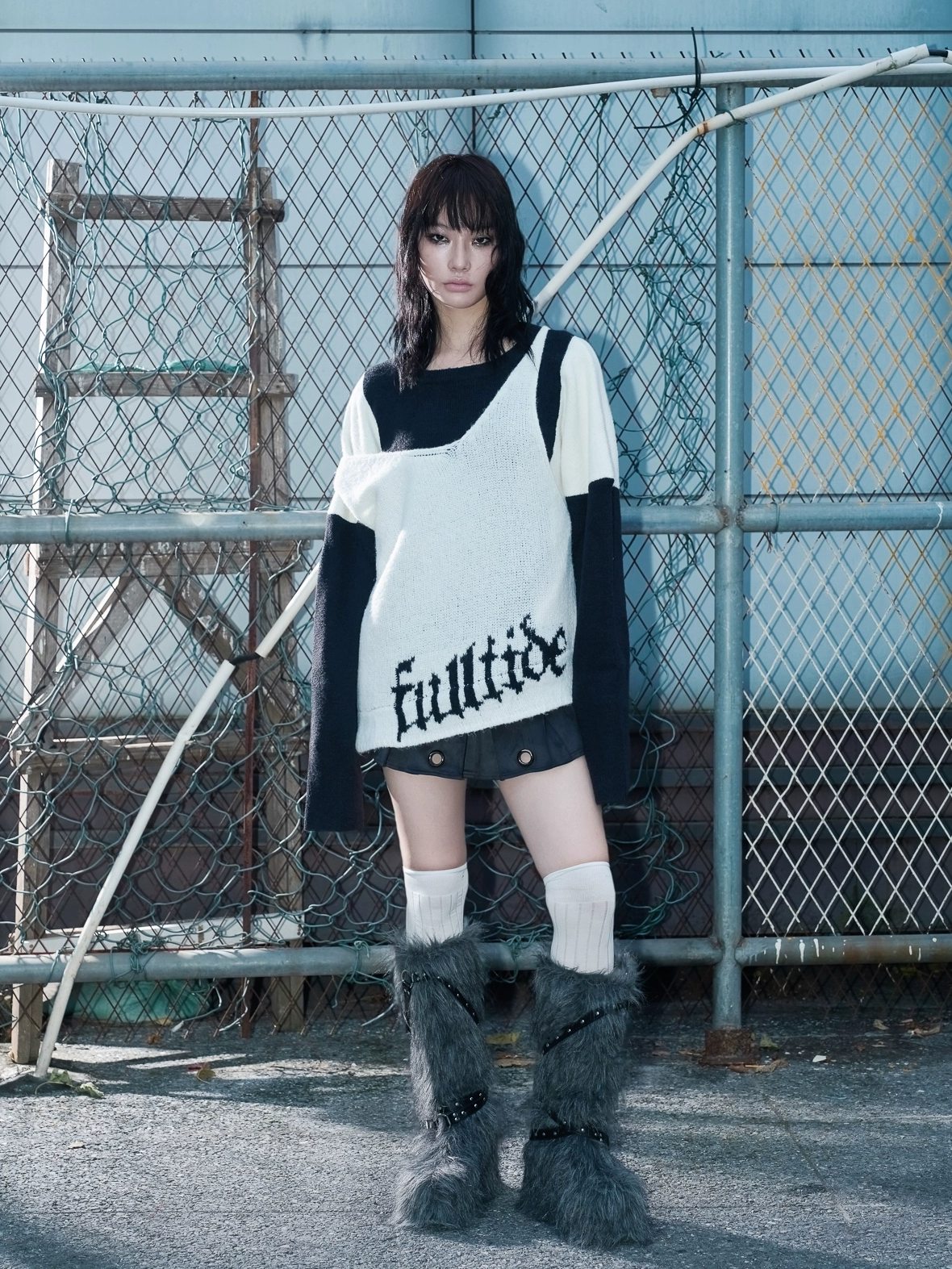 FULLTIDE Lambswool V Neck Midlength Letter Pullover Office Women Black White Sweater