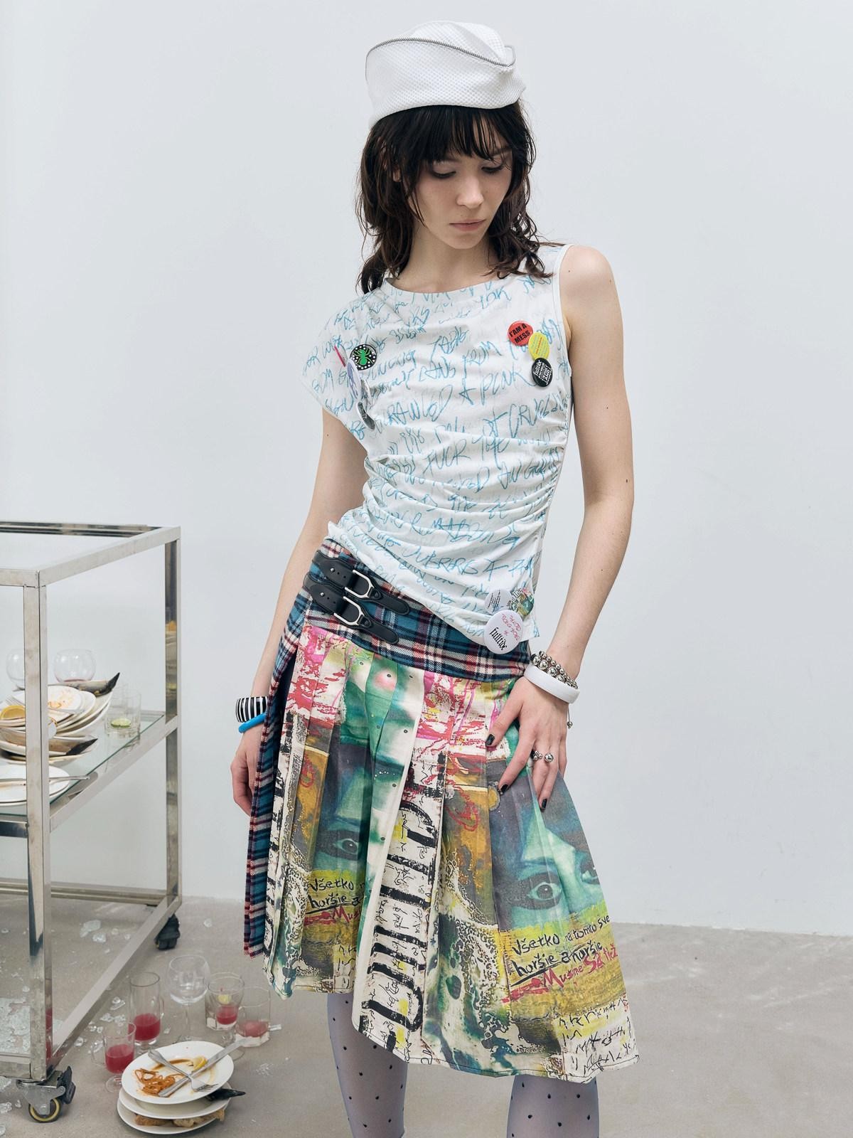 FULLTIDE Navy Plaid Graffiti Print Distressed Buckle Women&