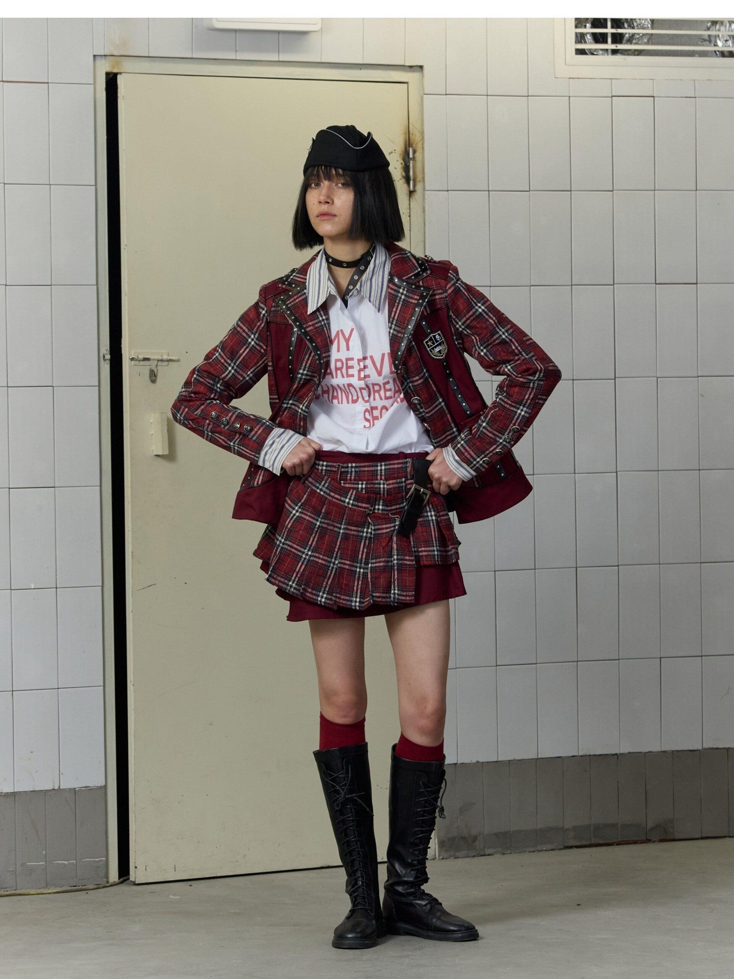 FULLTIDE Plaid Graffiti Asymmetric Pleated Low Waist Women&