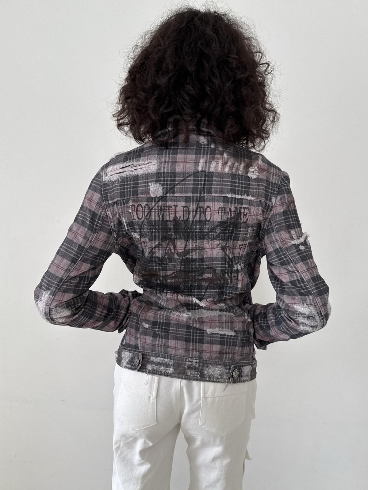 FULLTIDE Plaid Graffiti Print Distressed Frayed Raw Hem Women&