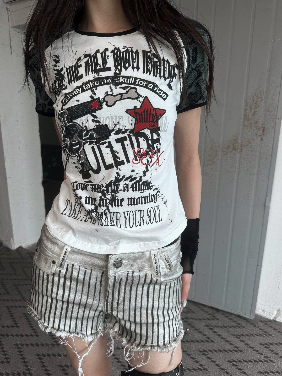 FULLTIDE Printed Cropped Sexy Youth Round Neck Cotton Spandex Women Black Gray T-Shirt