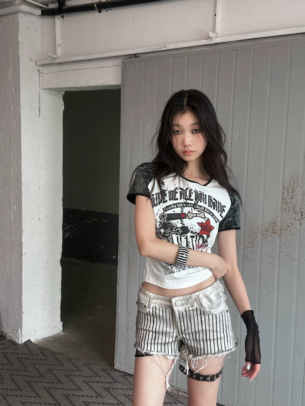 FULLTIDE Printed Cropped Sexy Youth Round Neck Cotton Spandex Women Black Gray T-Shirt