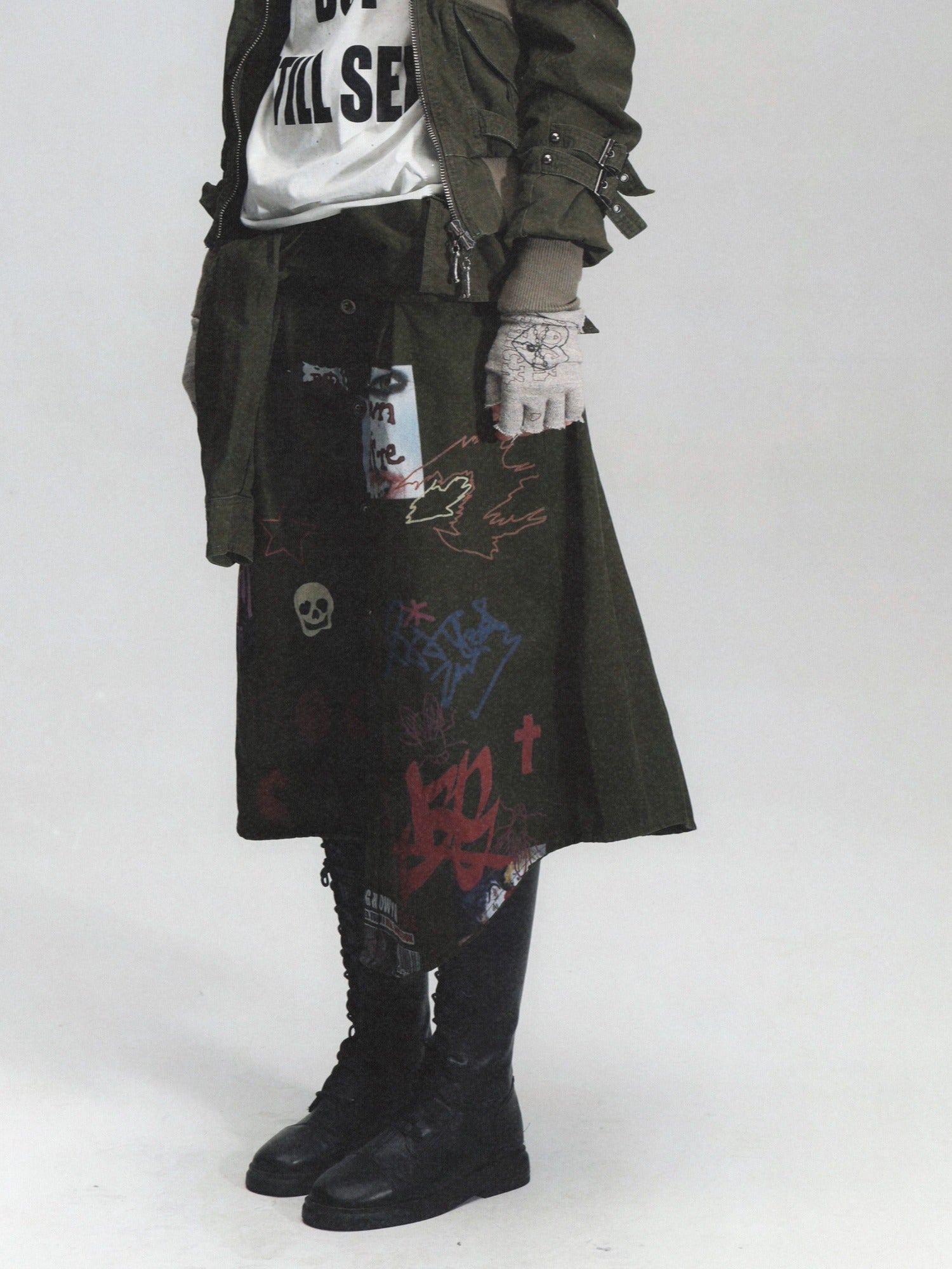 FULLTIDE Soft Knit Half Finger Gloves Unisex Young Adults Neutral Beige Gray Accessories