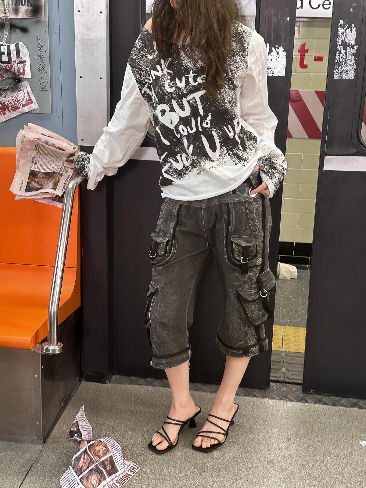 FULLTIDE Spray Painted Punk Distressed Women&