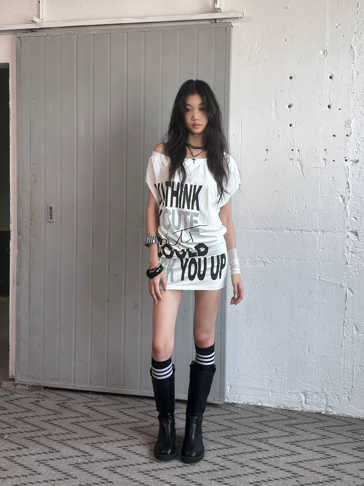 FULLTIDE Stretch Cotton Sleeveless Midlength Street Women Round Neck Black T-Shirt