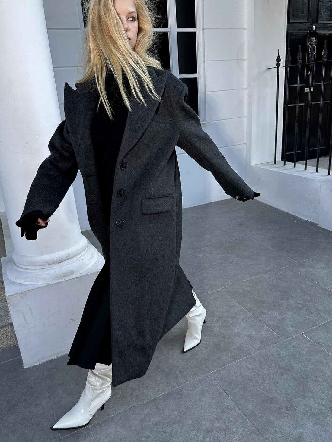 FULLTIDE Warm Lambswool Blend Notched Lapel Single Breasted Women Long Coat