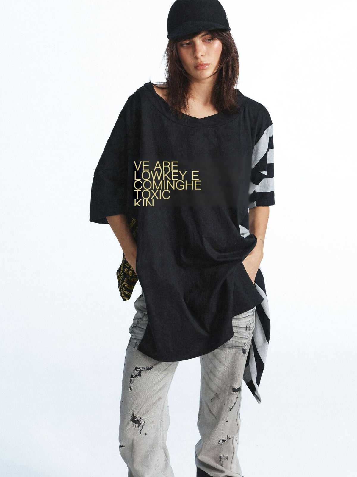 FULLTIDE_Washed_Distressed_Letter_Patchwork_Asymmetric_Women&