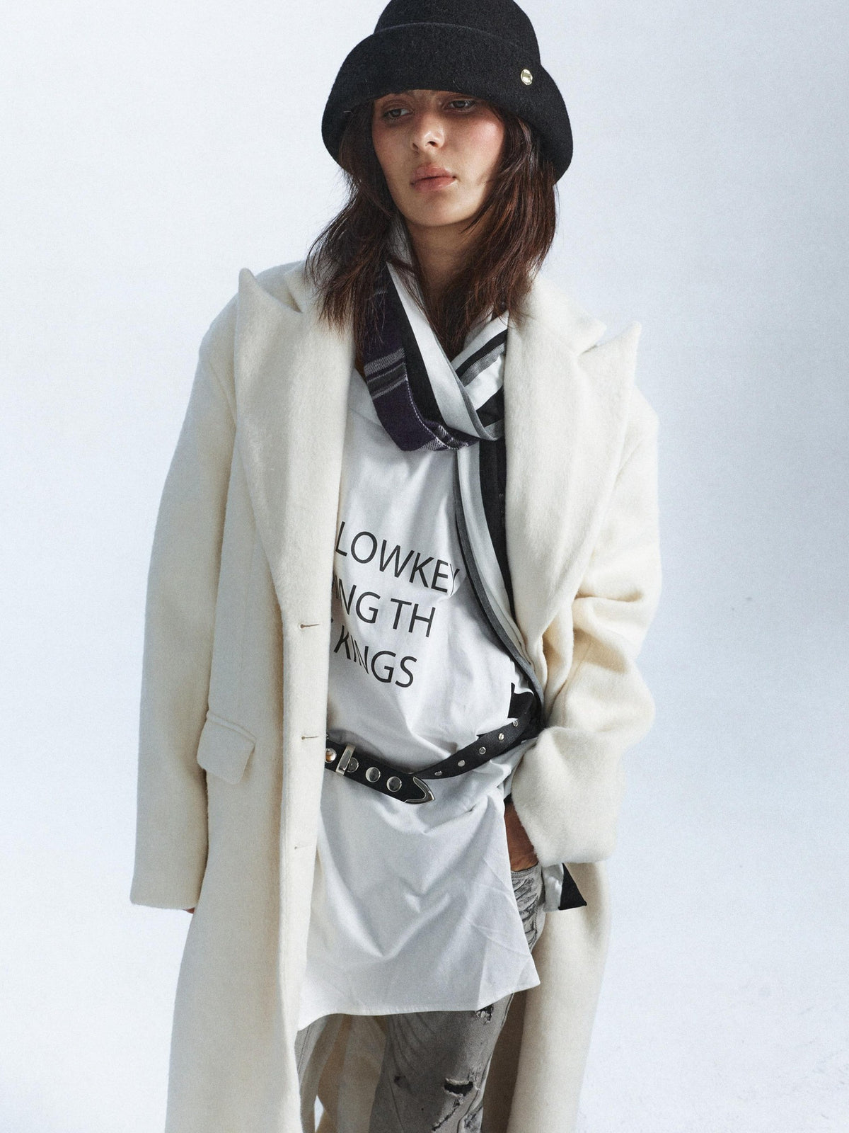 FULLTIDE Washed Distressed Letter Patchwork Asymmetric Women&