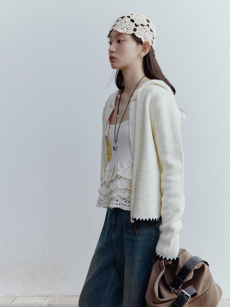 FUSSED Almond Cream Contrast Shell Embroidery Hooded Zippered Women&