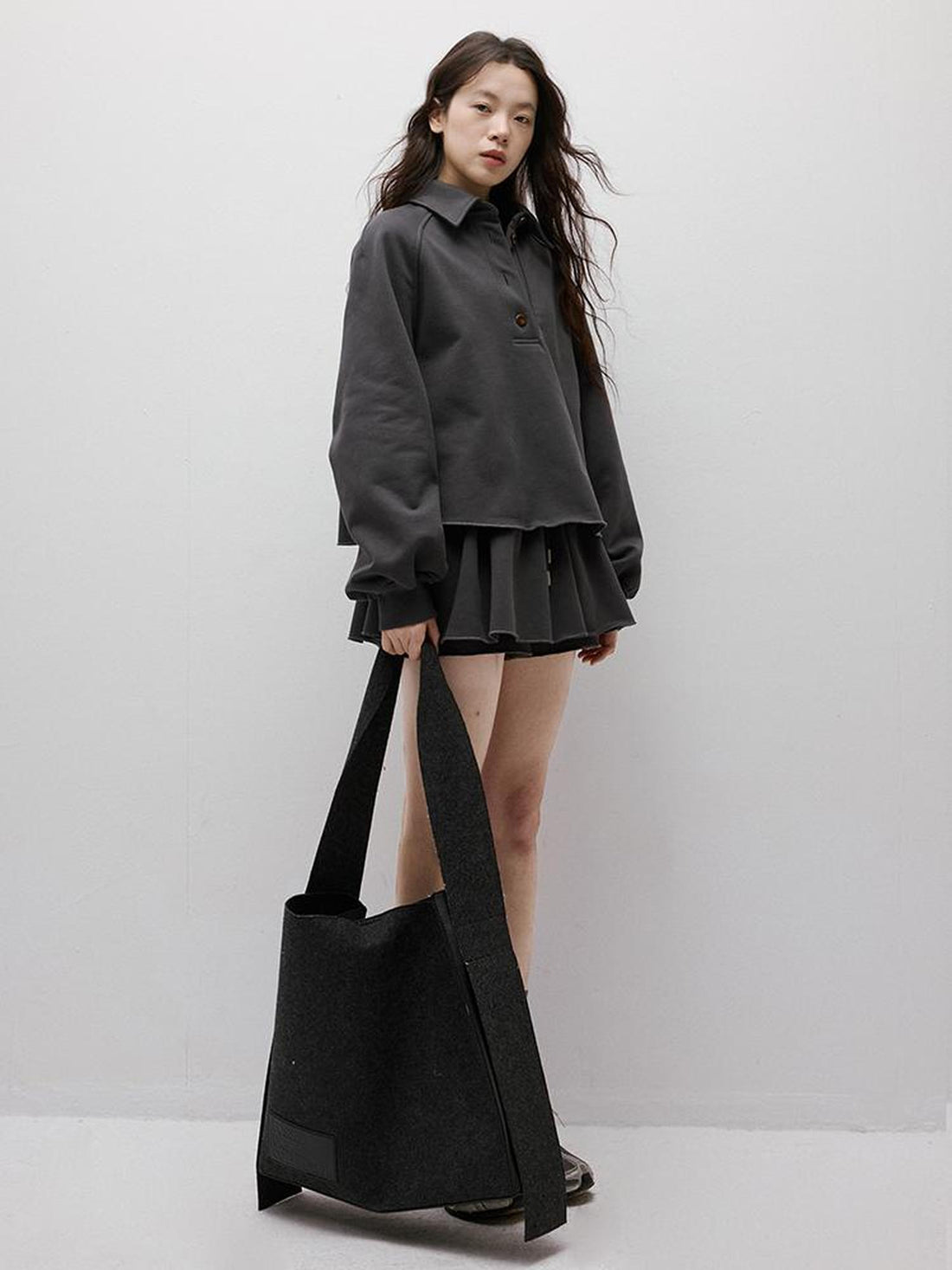 FUSSED Anti Static Thermal Pleated Skirt Pants In Meteor Grey