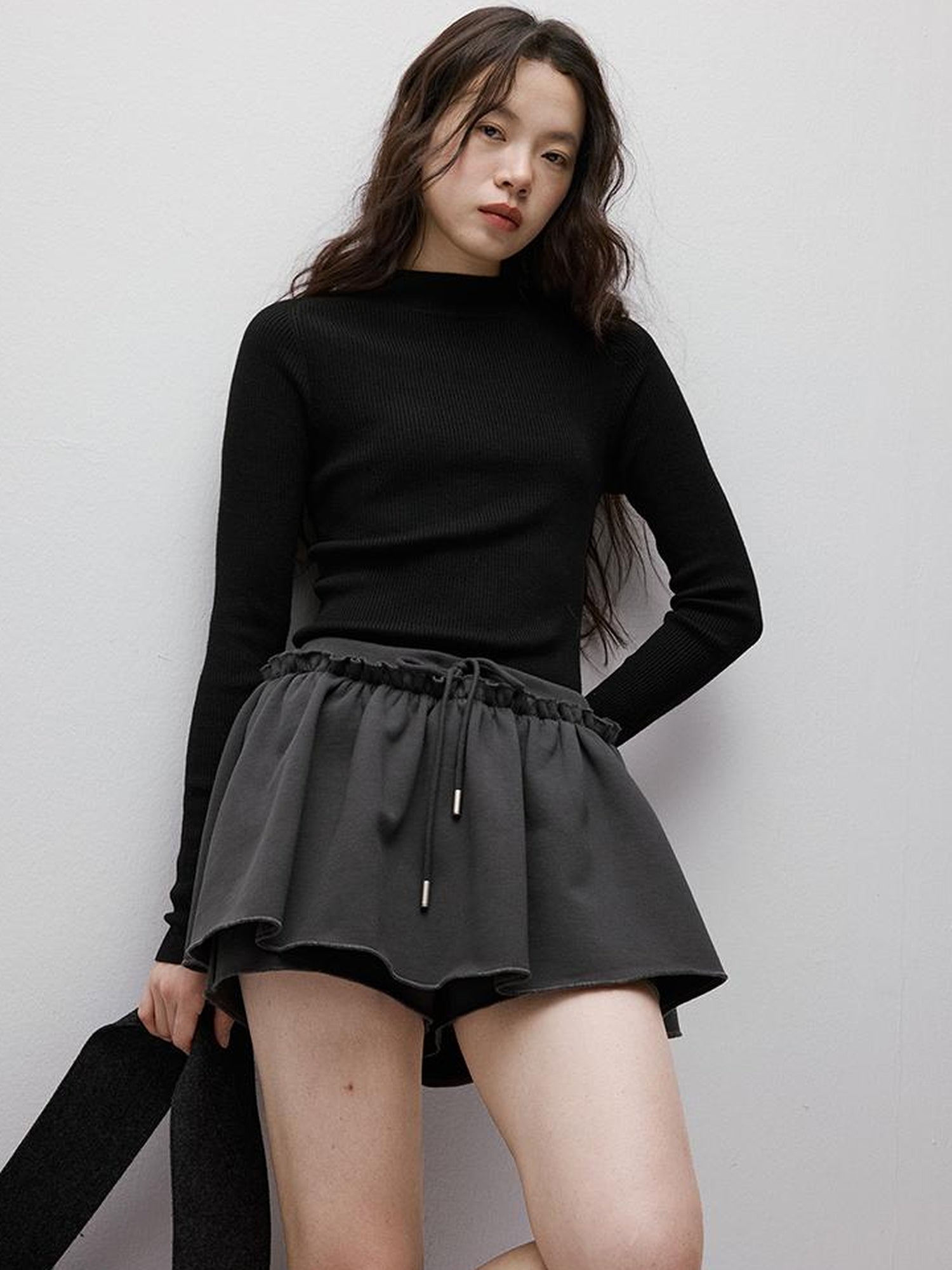 FUSSED Anti Static Thermal Pleated Skirt Pants In Meteor Grey