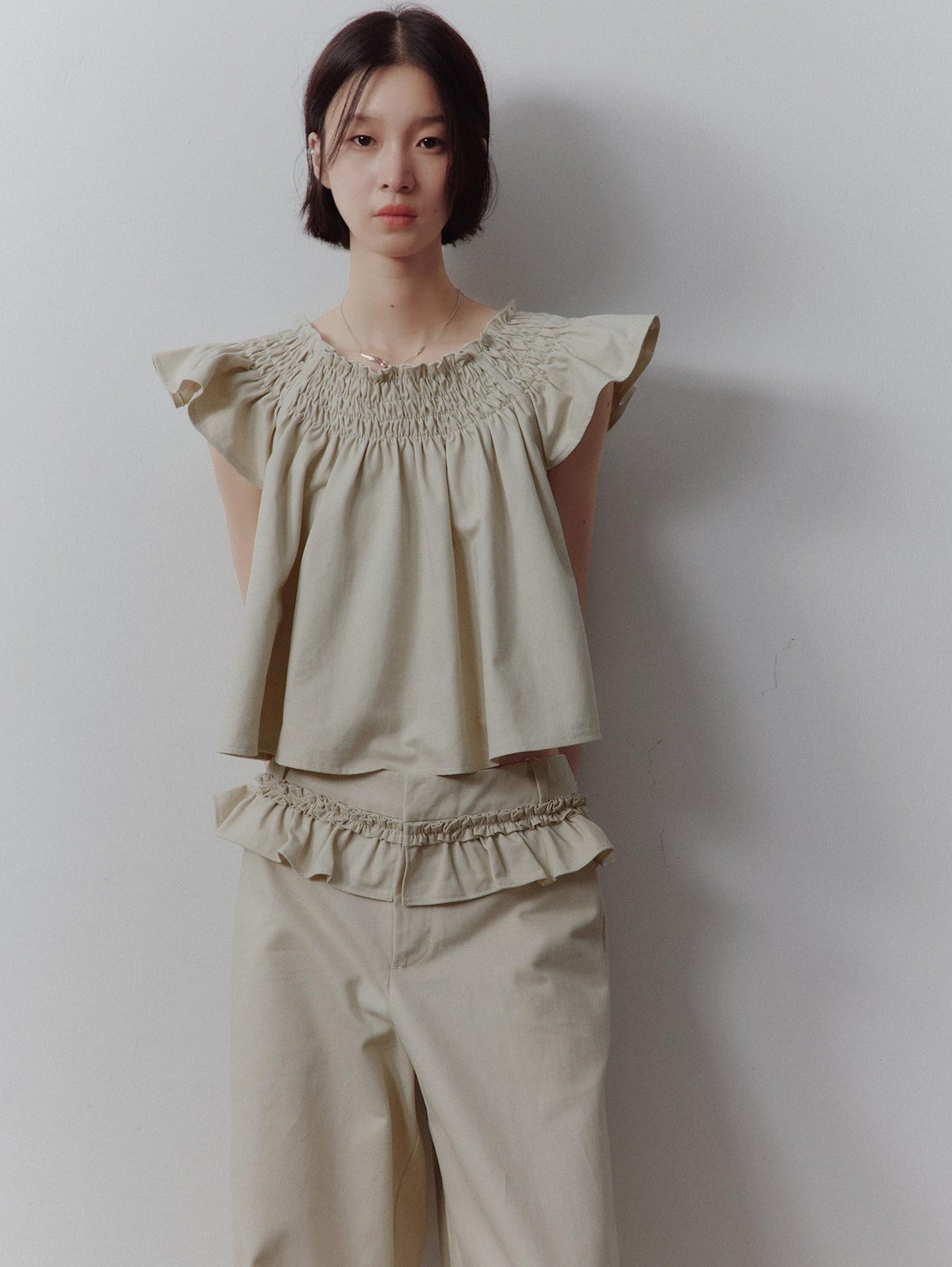 FUSSED Apricot Gray Ruched Babydoll Flutter Sleeve Women&
