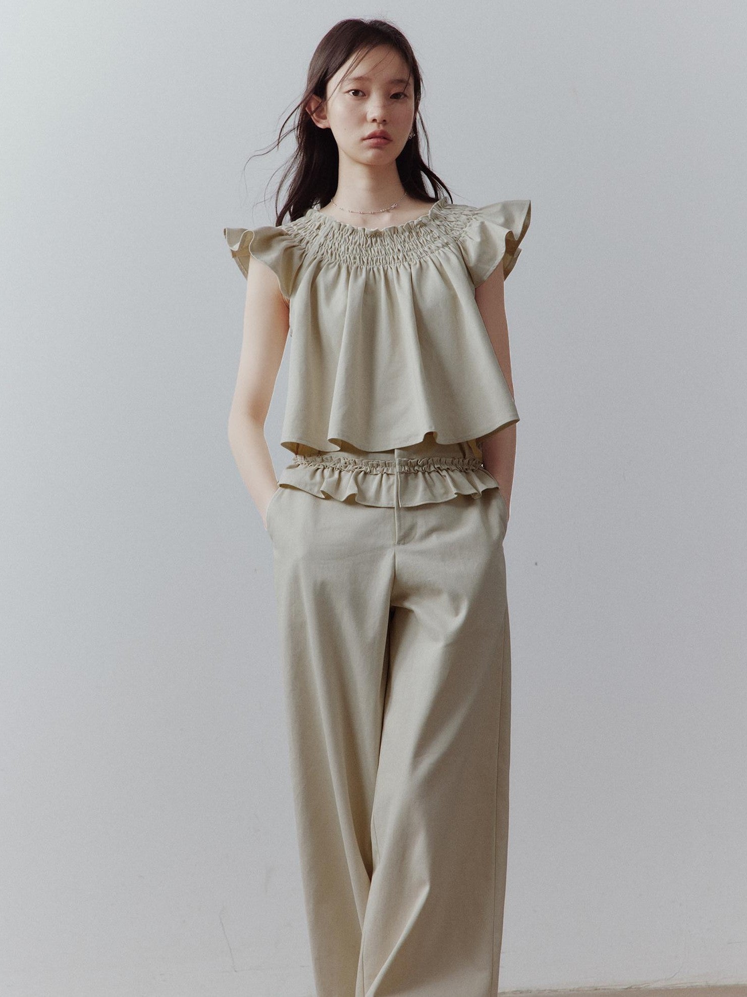 FUSSED Apricot Gray Ruched Babydoll Flutter Sleeve Women&