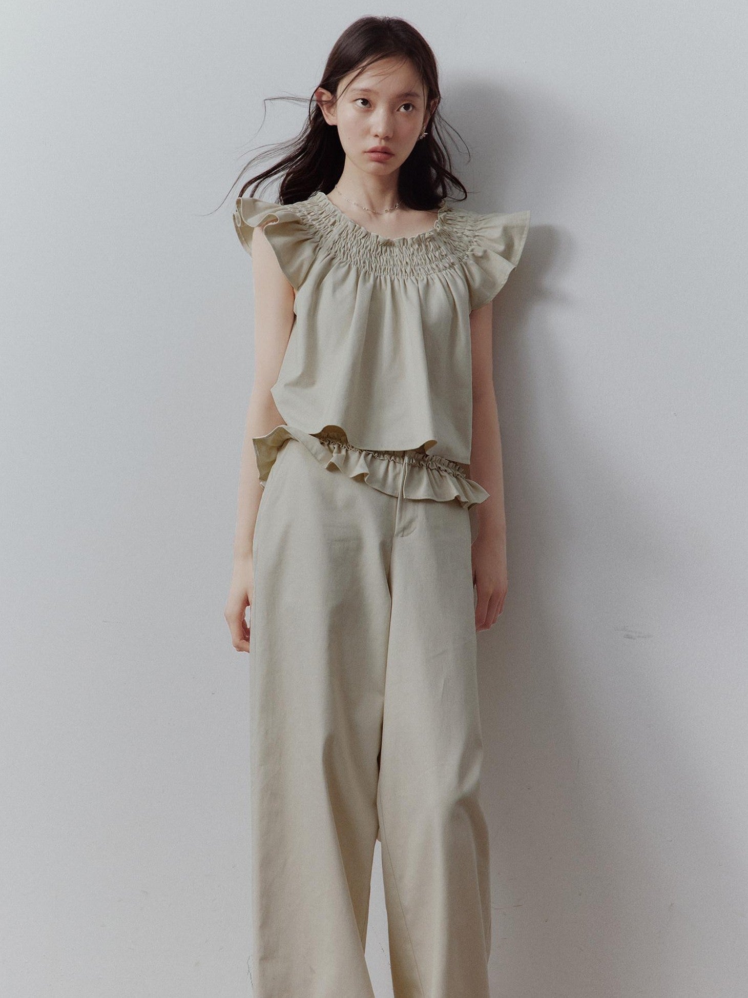 FUSSED Apricot Gray Ruched Babydoll Flutter Sleeve Women&