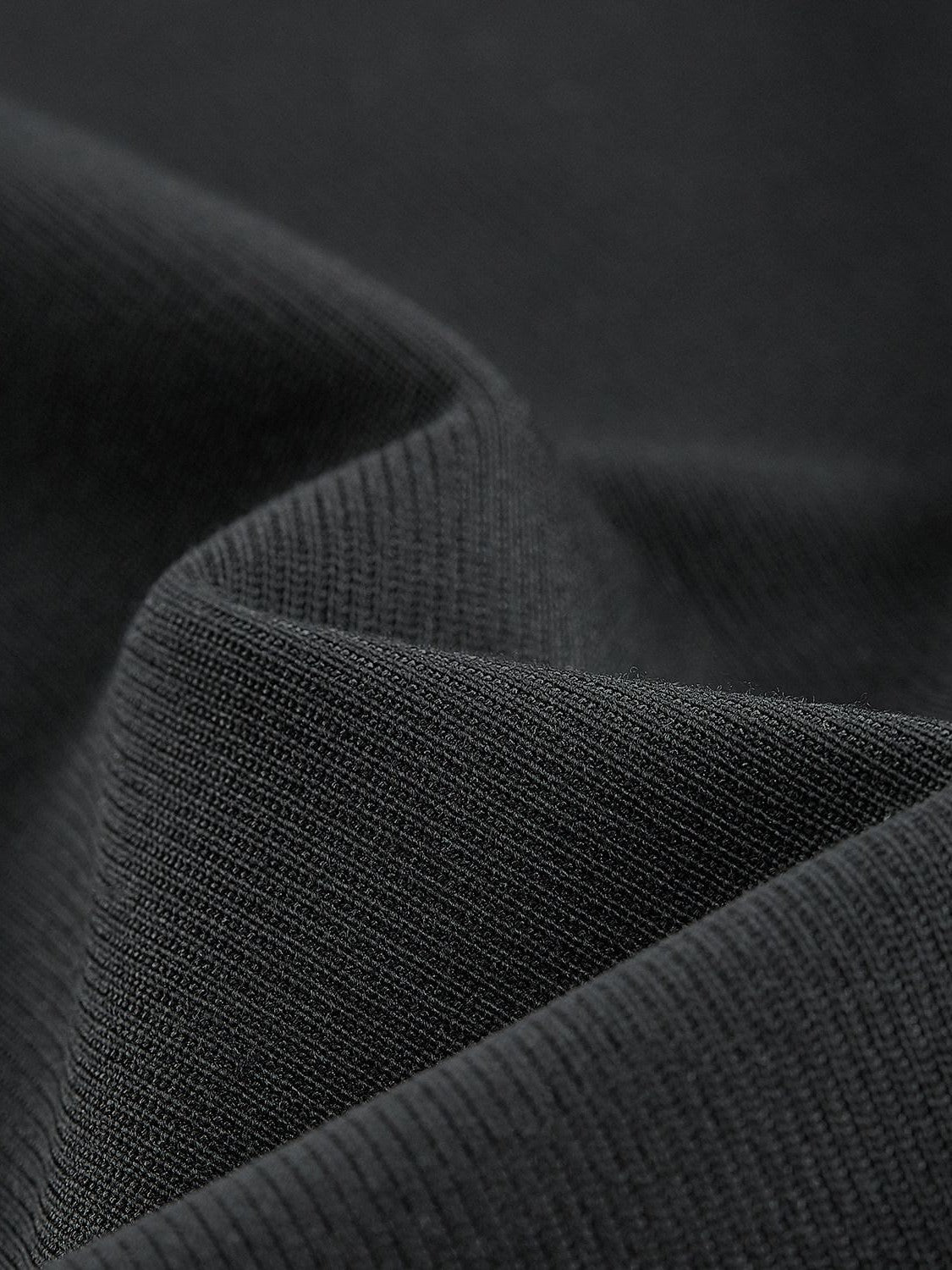FUSSED Black Cocoon Relaxed Dandy Scholarly Artistic Women&
