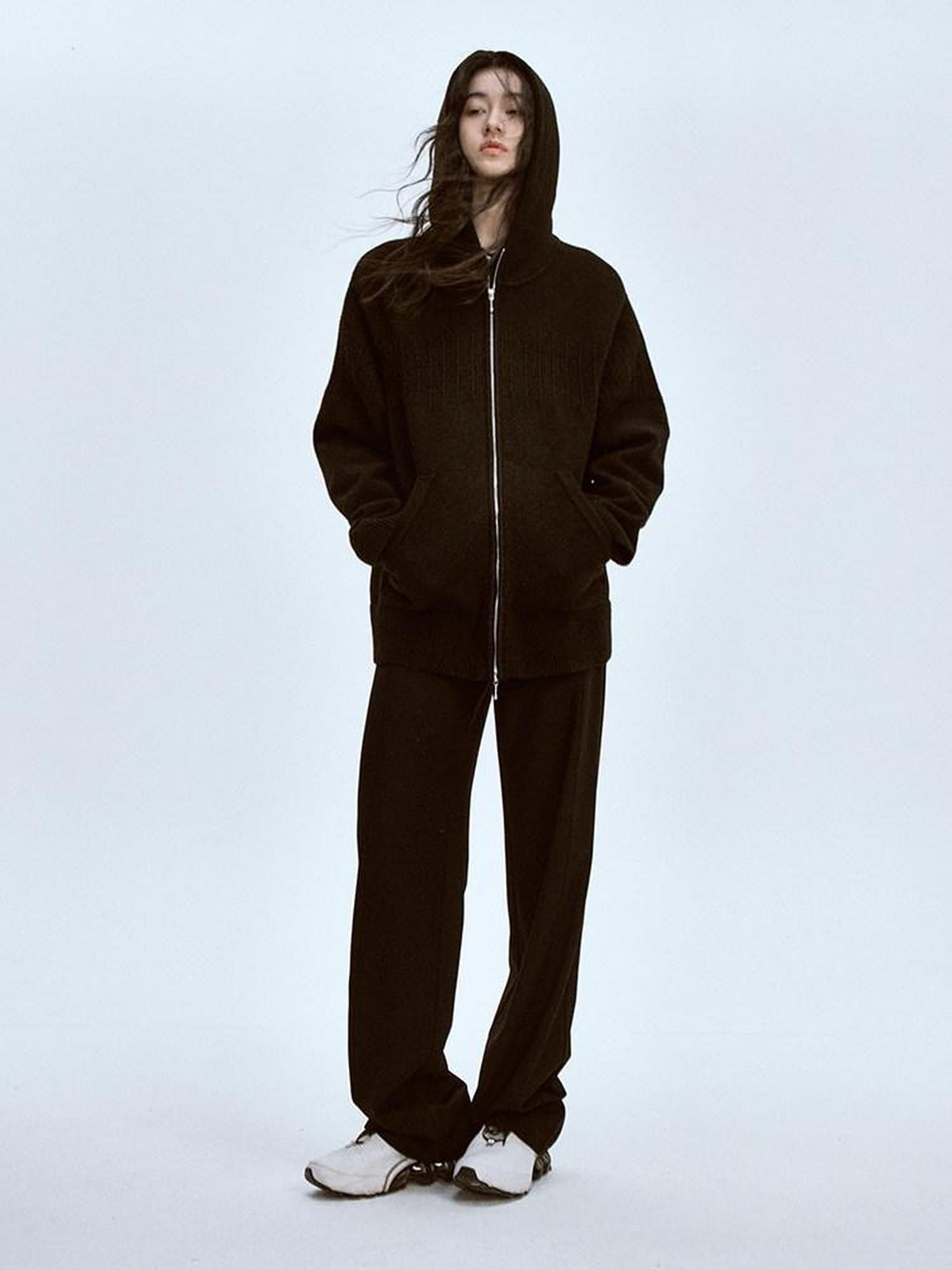 FUSSED Black Solid Relaxed Fit Women&