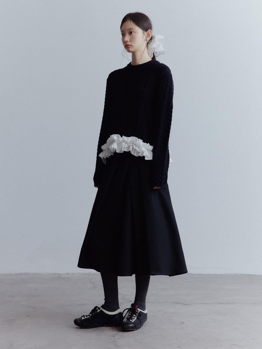 FUSSED Black White 3d Floral Lace Rope Cable Ruffle Women&