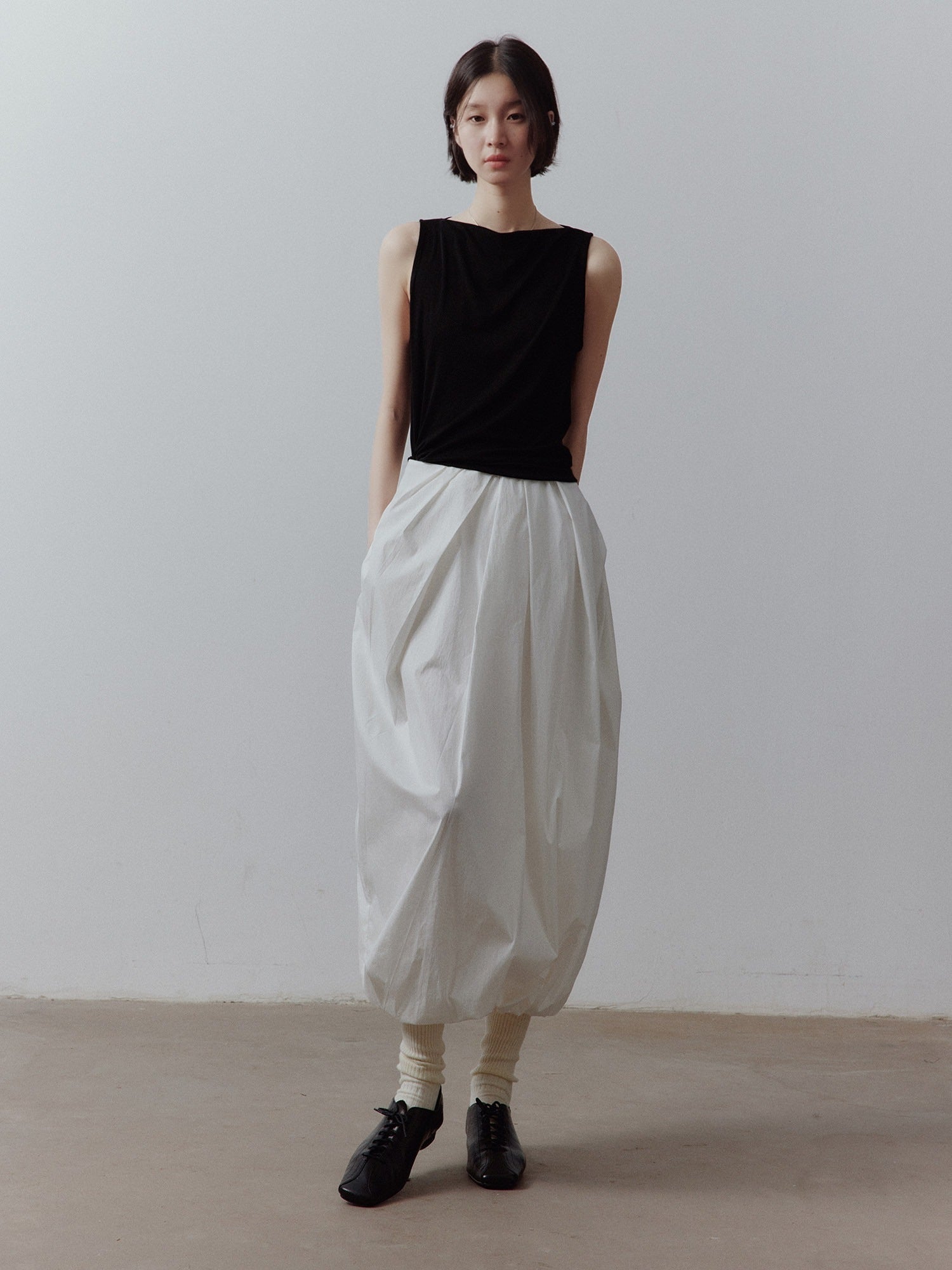 FUSSED_Bubble_Volume_Diagonal_Gathered_Pleated_Irregular_Tulip_Women&