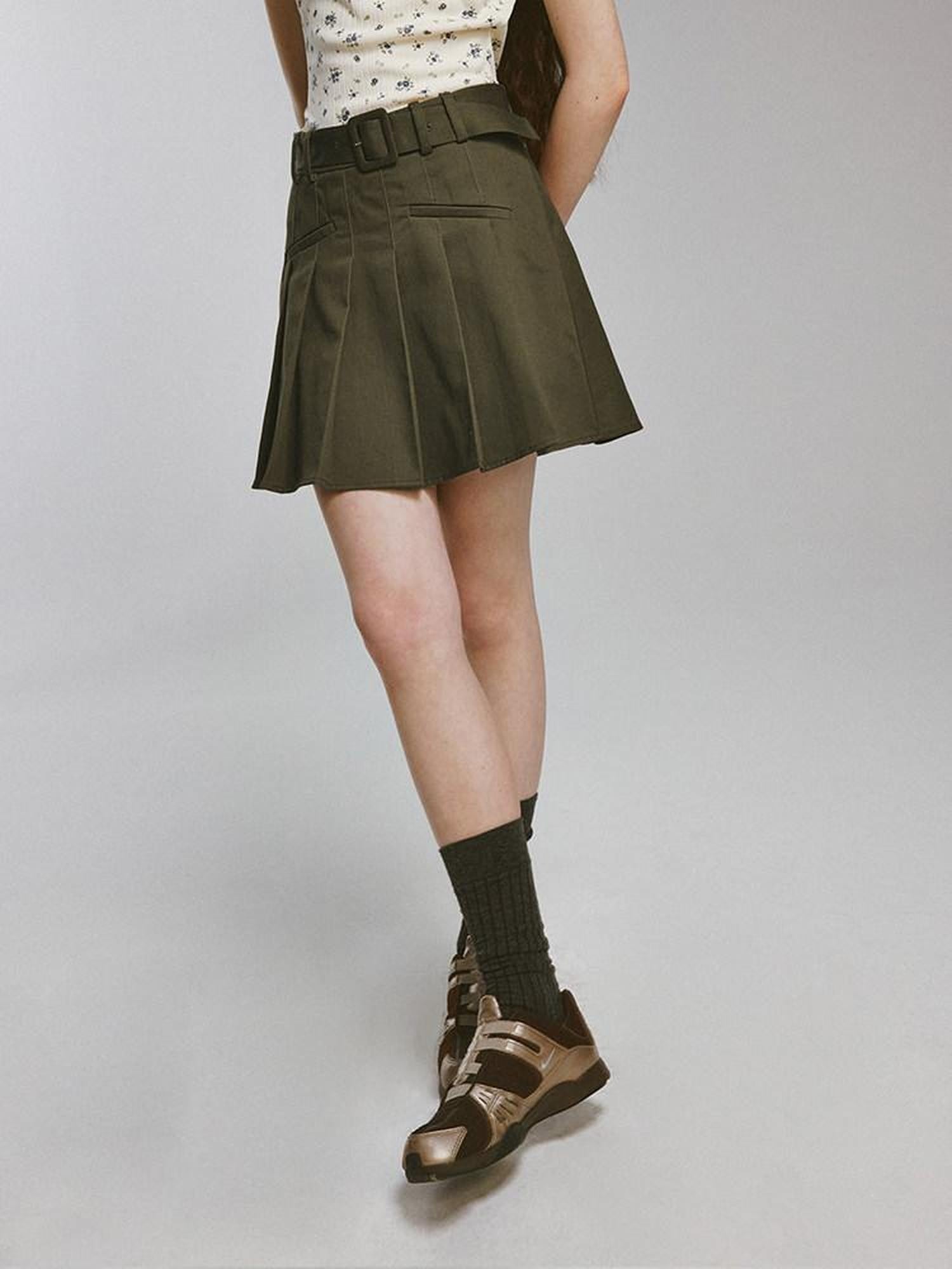 FUSSED Cedar Green Heavy Pleated Utility Lined Women&