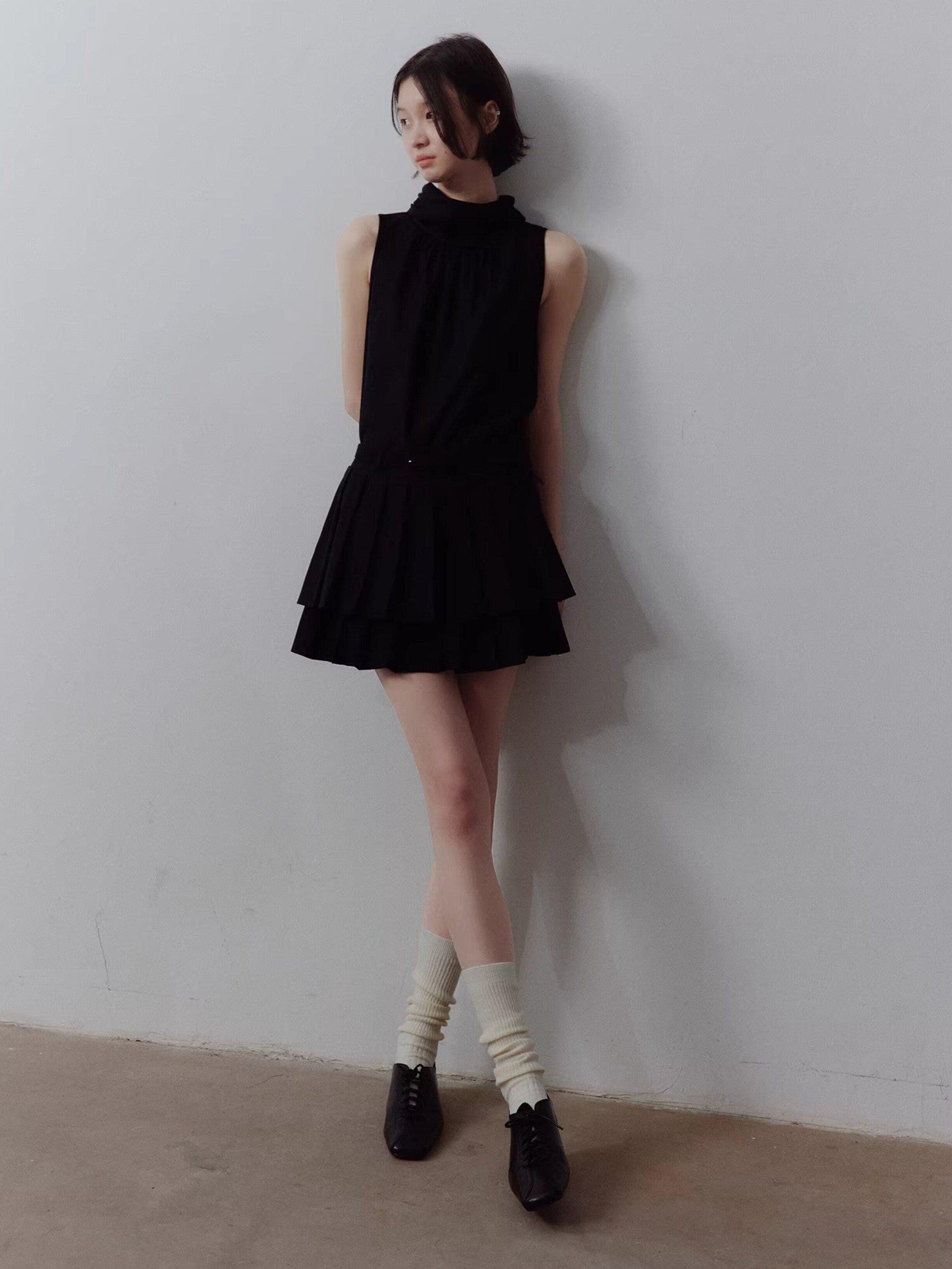 FUSSED Classic Black Layered Splice Double Pleat Tie Women&