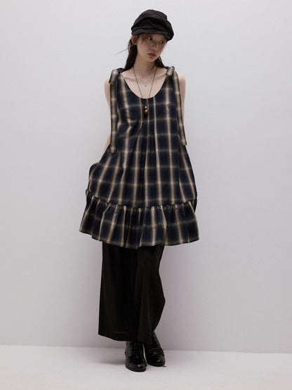 FUSSED Classic Black Straight Zipper Mid Low Waist Women&