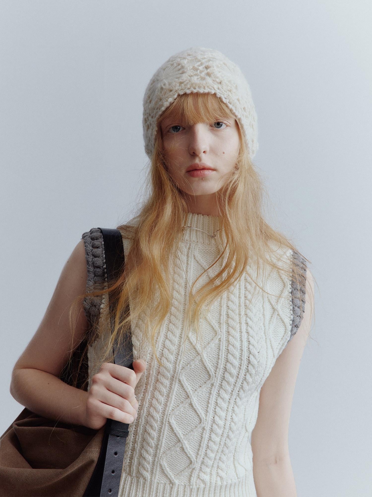 FUSSED Cloud White Hand Crochet Floral 3d Knit Women&