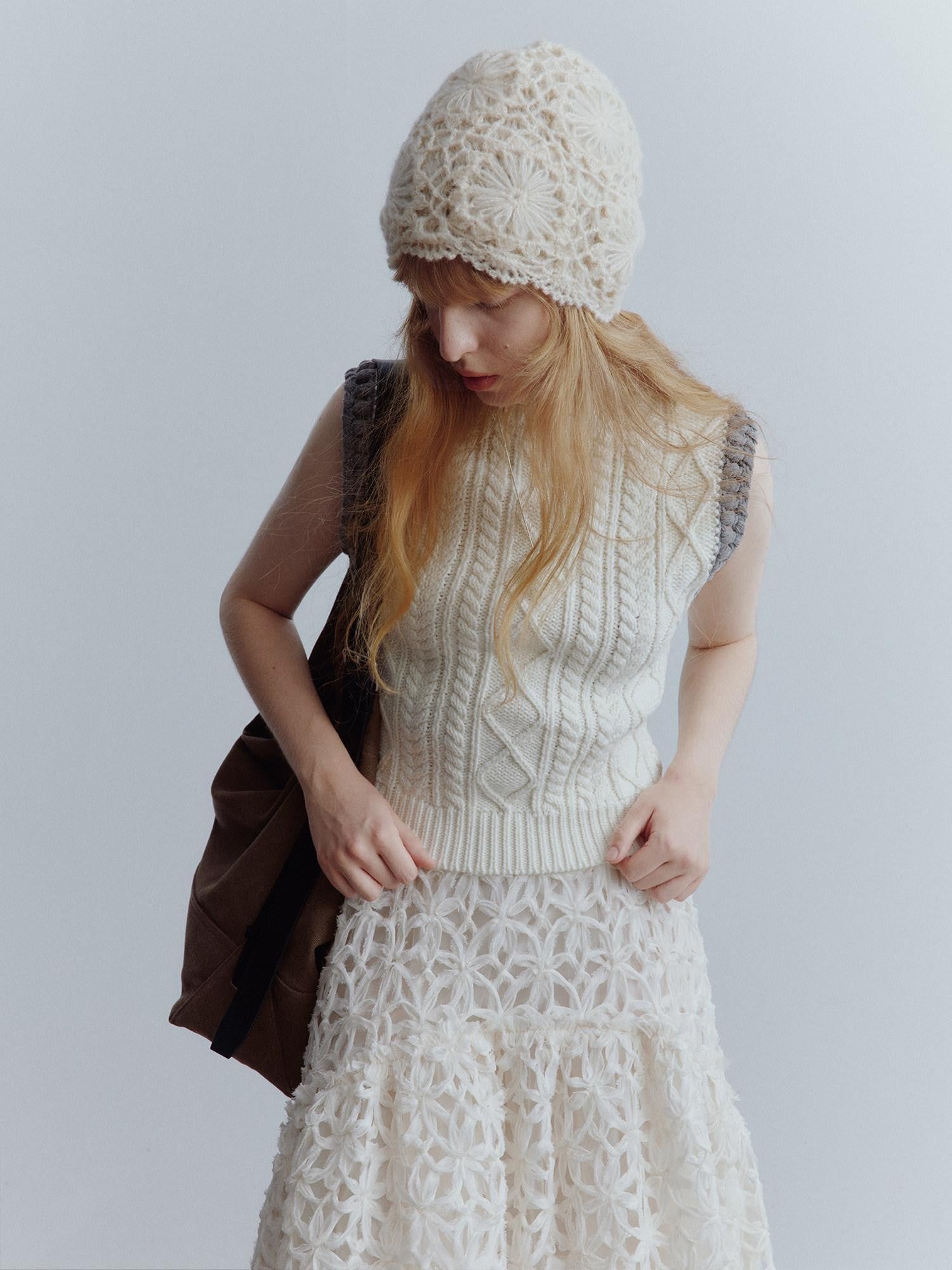 FUSSED Cloud White Hand Crochet Floral 3d Knit Women&