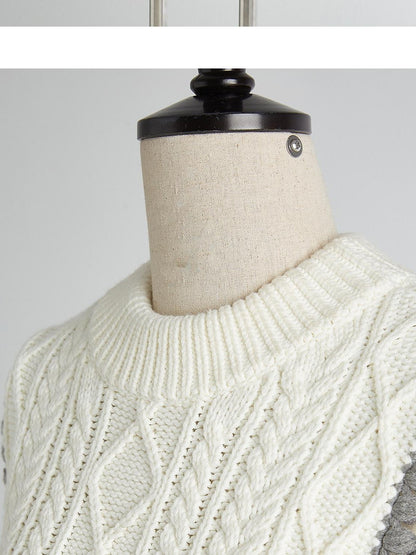 FUSSED Cloud White Hand Crochet Floral 3d Knit Women&