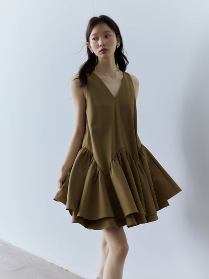 FUSSED_Cute_Girlish_Layered_A_Line_V-ceck_Sleeveless_Loose_Waist_Khaki_Midi_Dresses_MISSTT