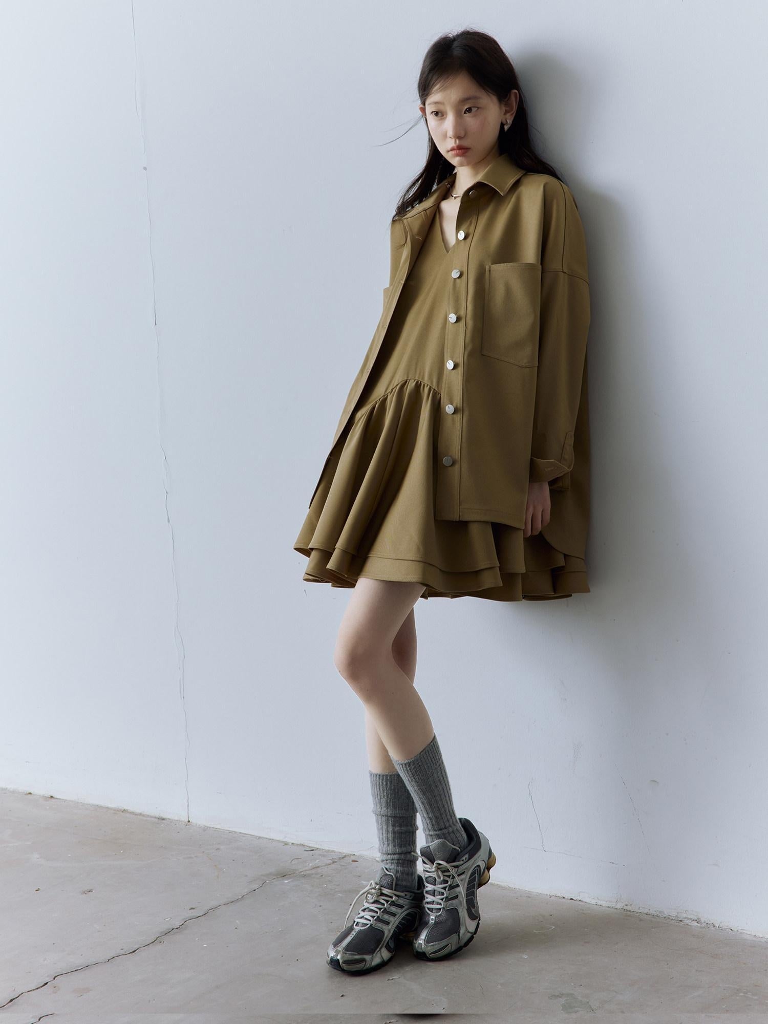 FUSSED Cute Girlish Layered A Line V-ceck Sleeveless Loose Waist Khaki Midi Dresses