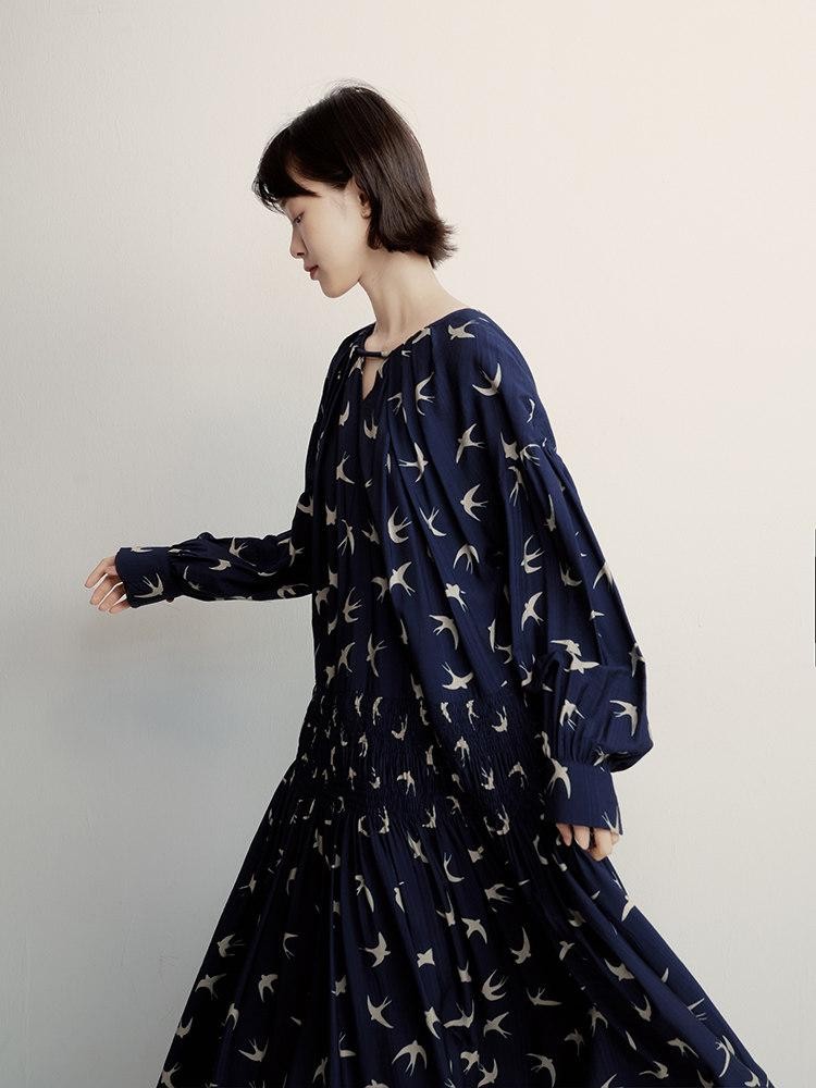 FUSSED Dark Blue Original Print Heavy Pleat Lantern Sleeve Women&