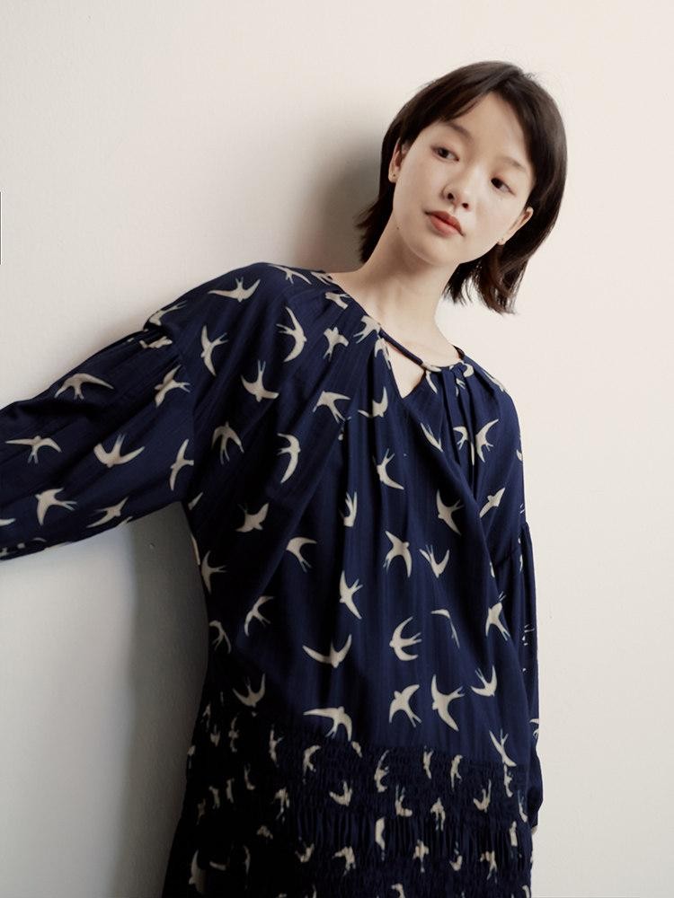 FUSSED Dark Blue Original Print Heavy Pleat Lantern Sleeve Women&