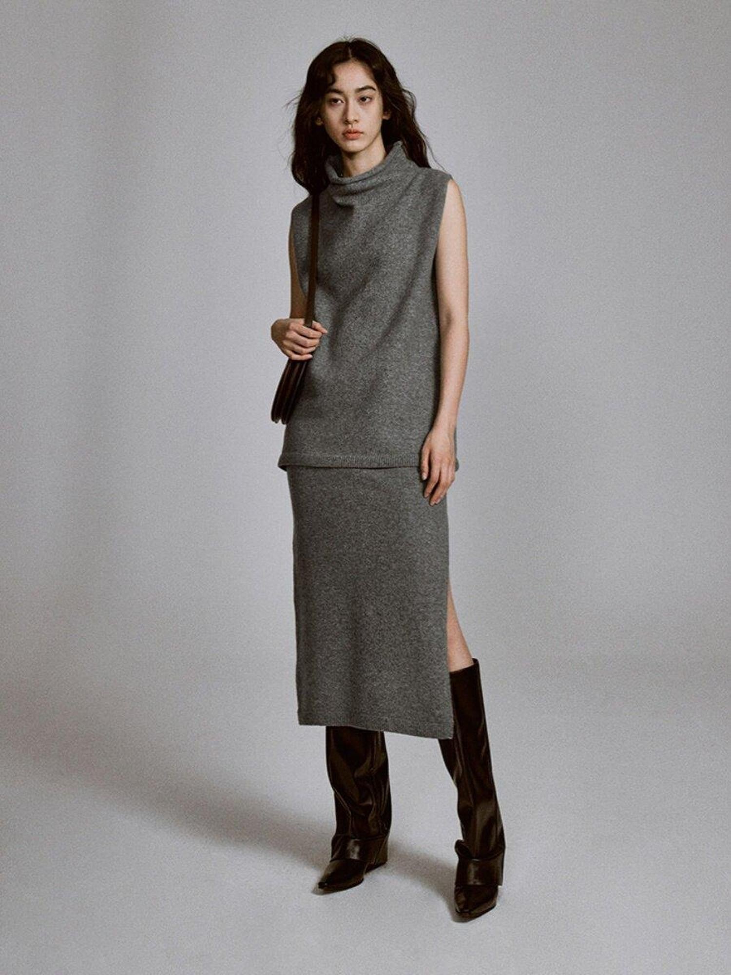 FUSSED Deep Rock Gray Side Slit Quiet Luxury Women&