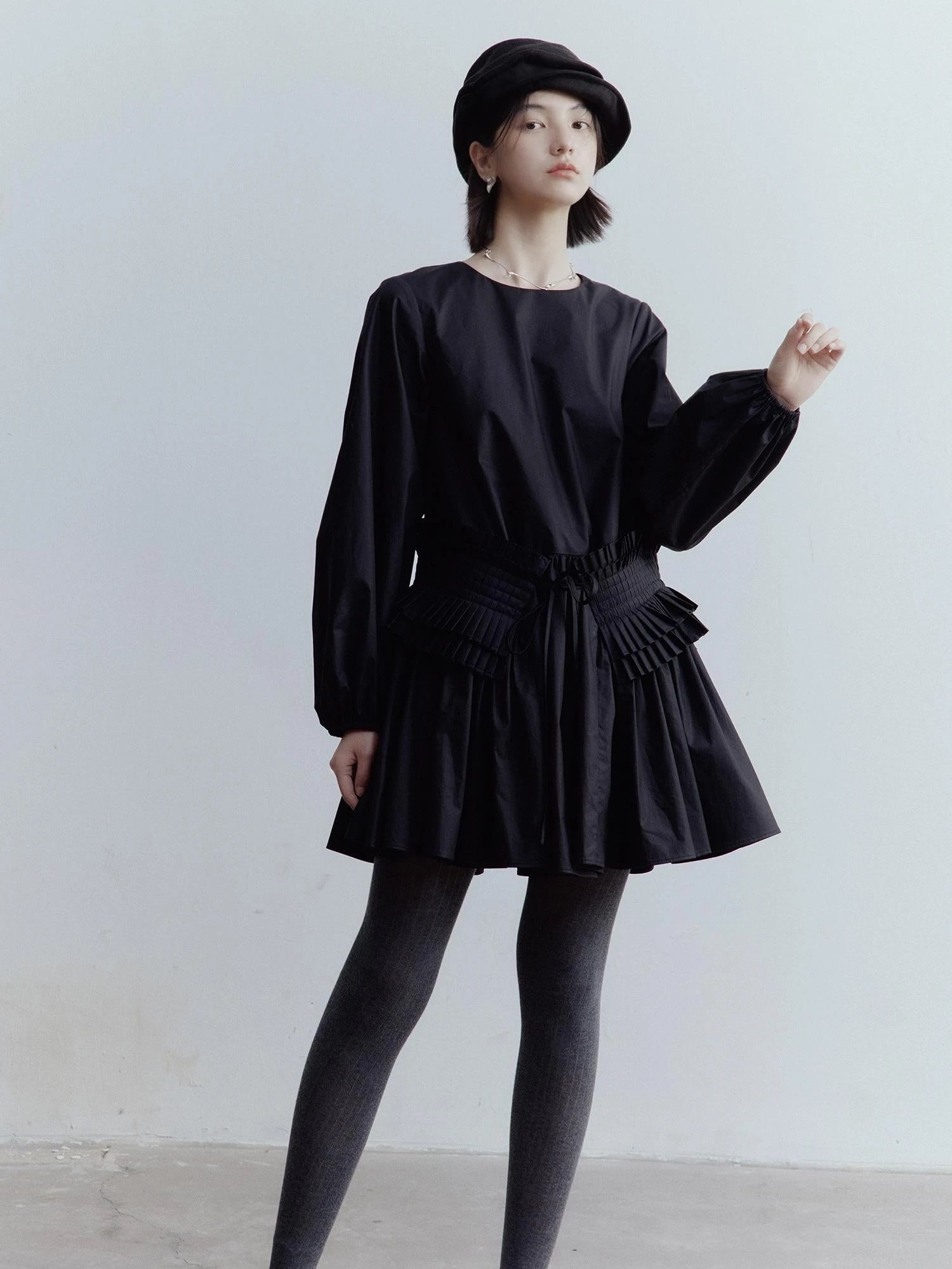 Double Dream Pleats Black Cotton Babydoll Dress V-Neck T-Shirt Long-Sleeve