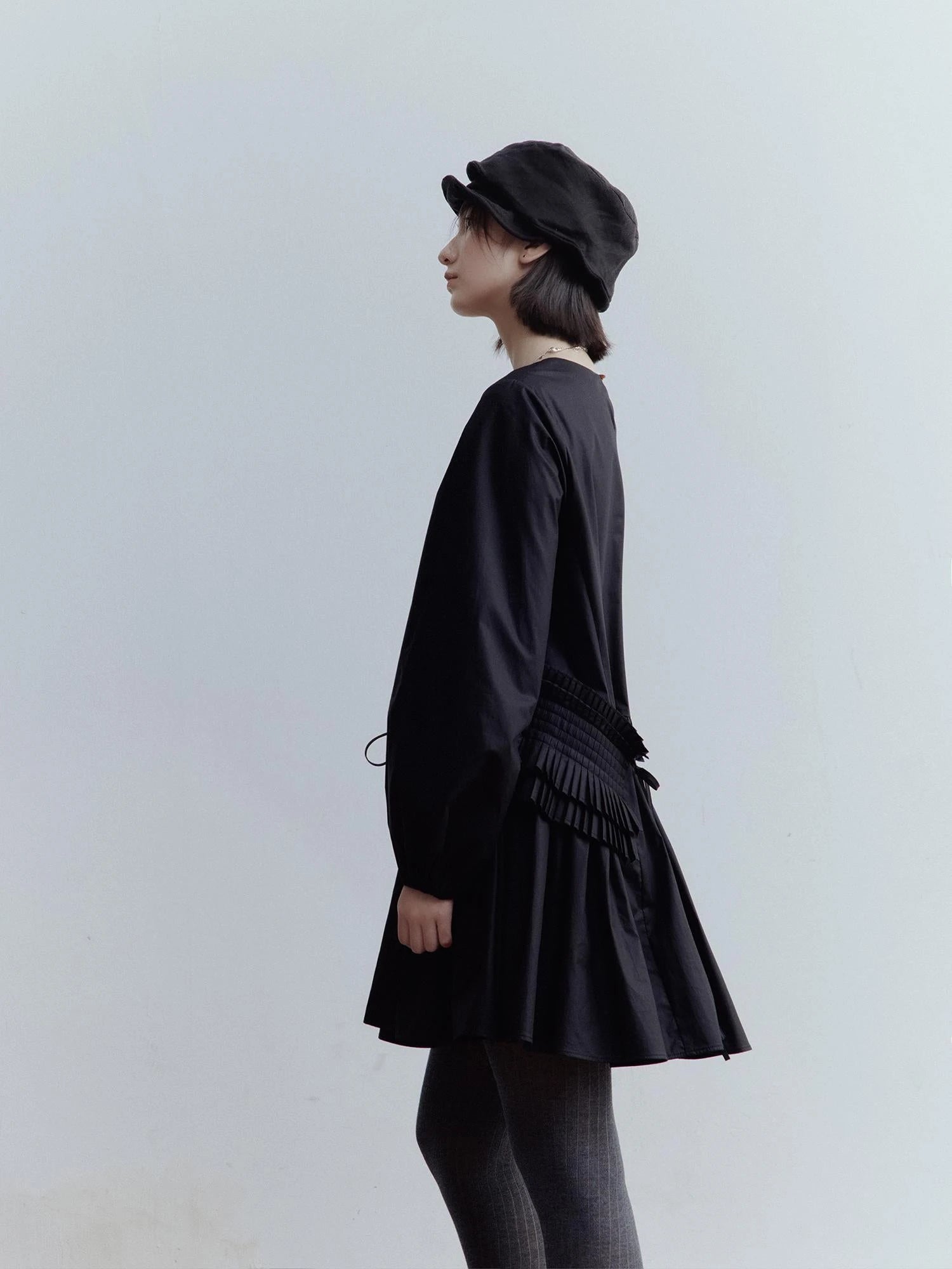 Double Dream Pleats Black Cotton Babydoll Dress V-Neck T-Shirt Long-Sleeve