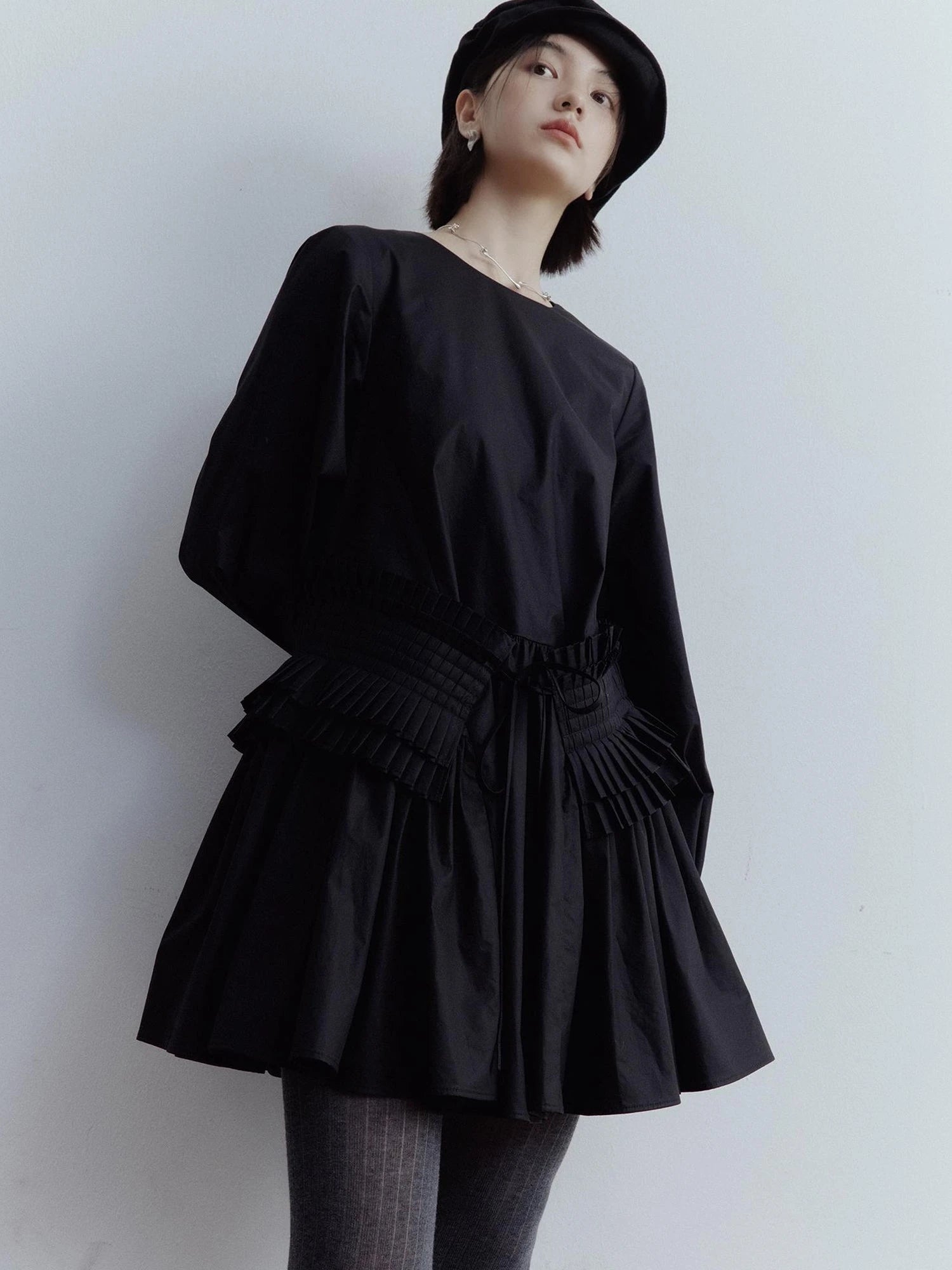 Double Dream Pleats Black Cotton Babydoll Dress V-Neck T-Shirt Long-Sleeve