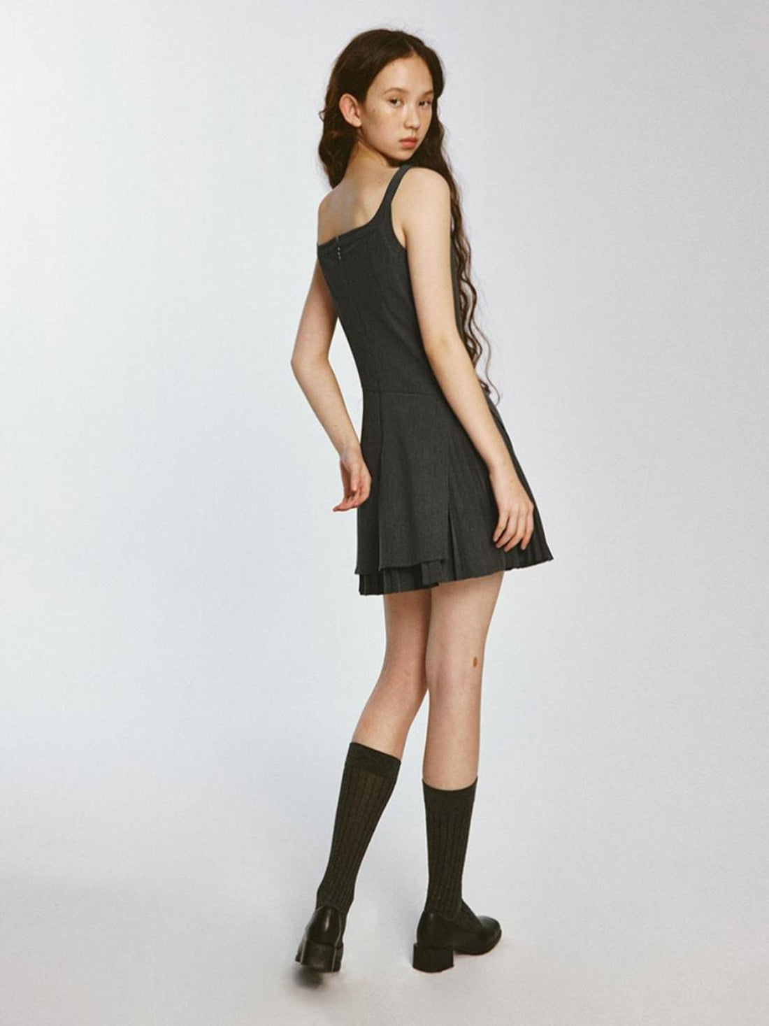 FUSSED Double Layer Pleated Shadow Gray Sporty Blazer Dress V-neck Long Sleeve
