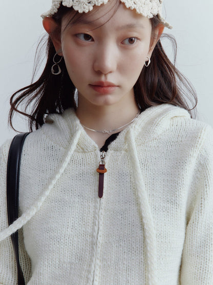 FUSSED_Dreamlike_Asymmetric_Geometric_Women&