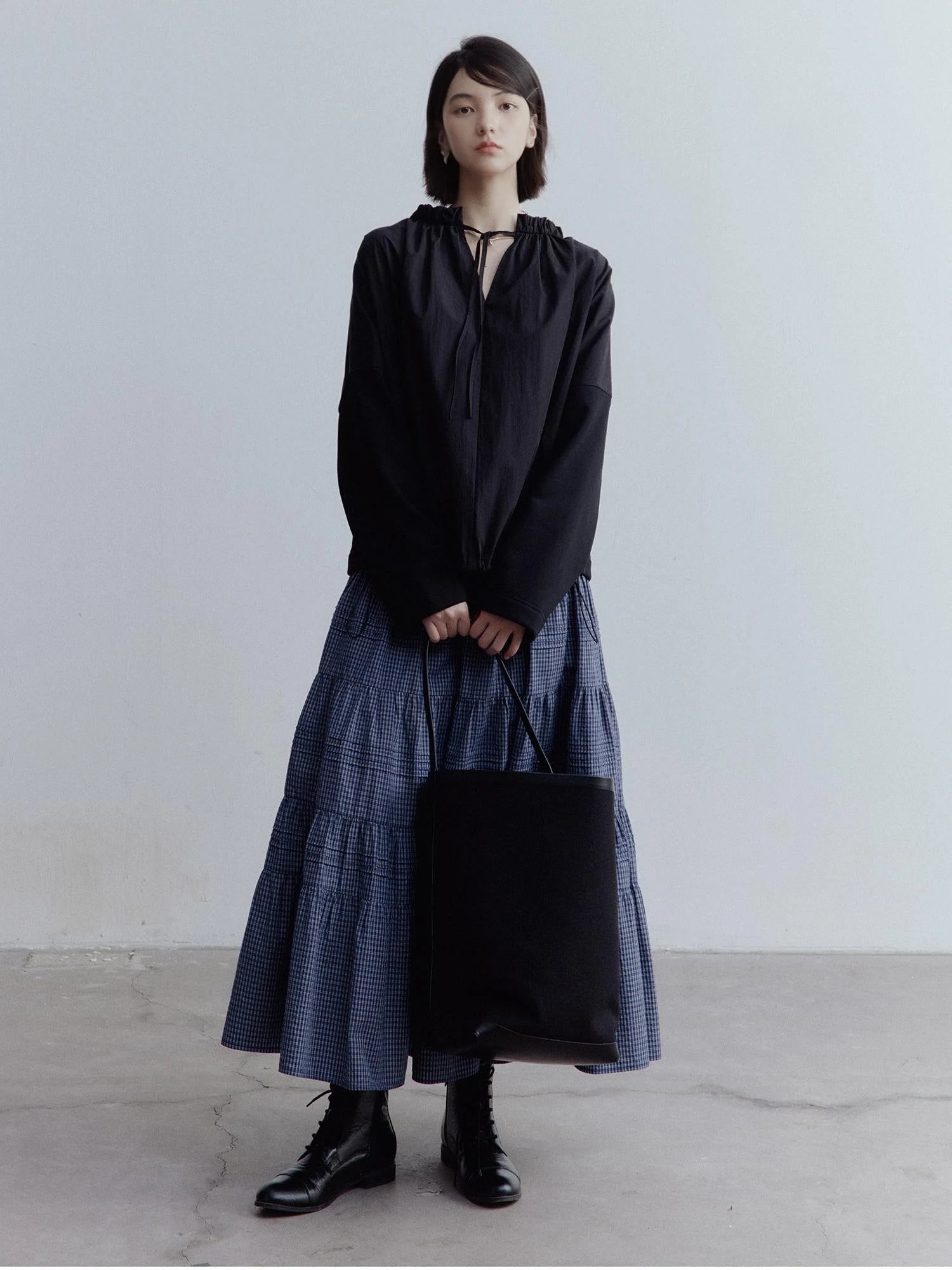 Dual Personality Reversible Black Top