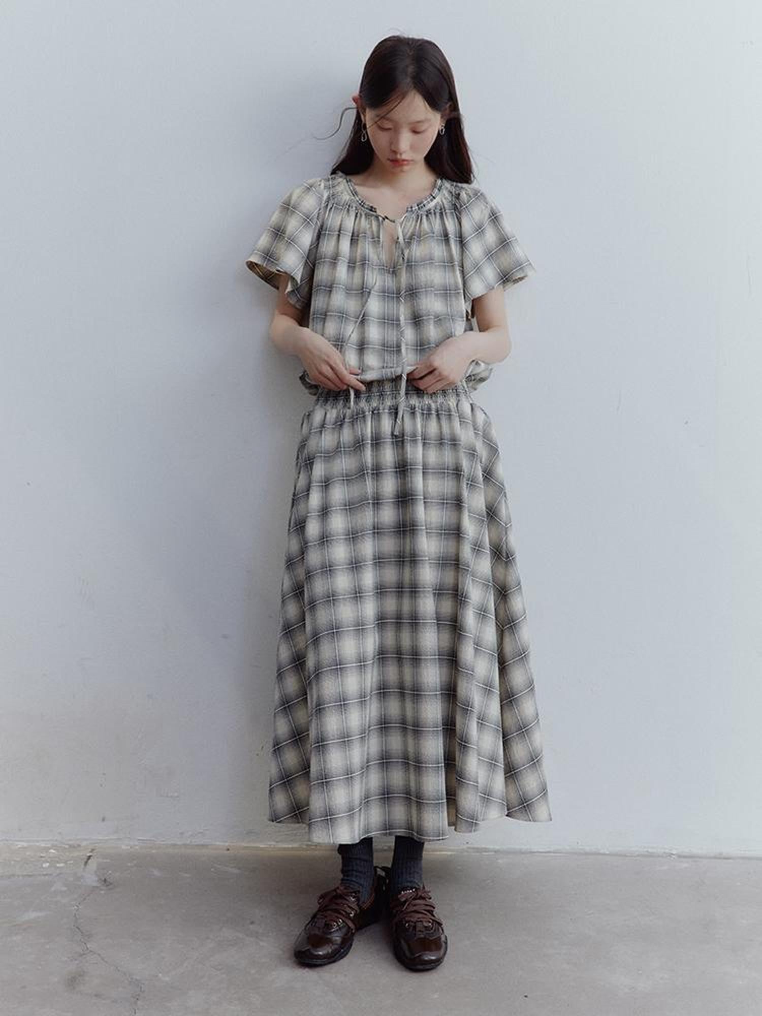 FUSSED Dupplin Check Smocked Bubble Textured A Line Dress V-neck T-shirt Long Sleeve